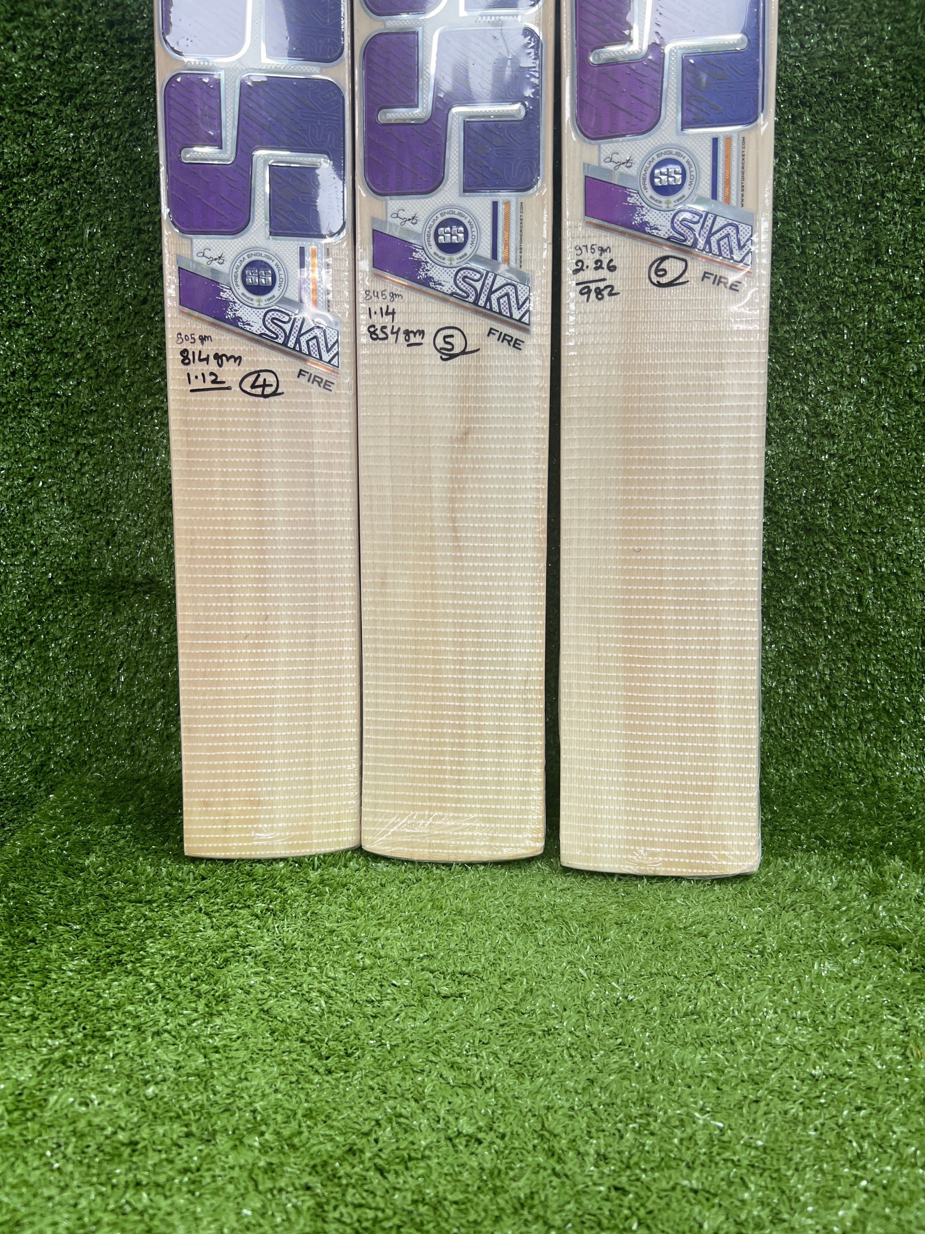 SS Sky Fire Junior / Youth English Willow Cricket Bat