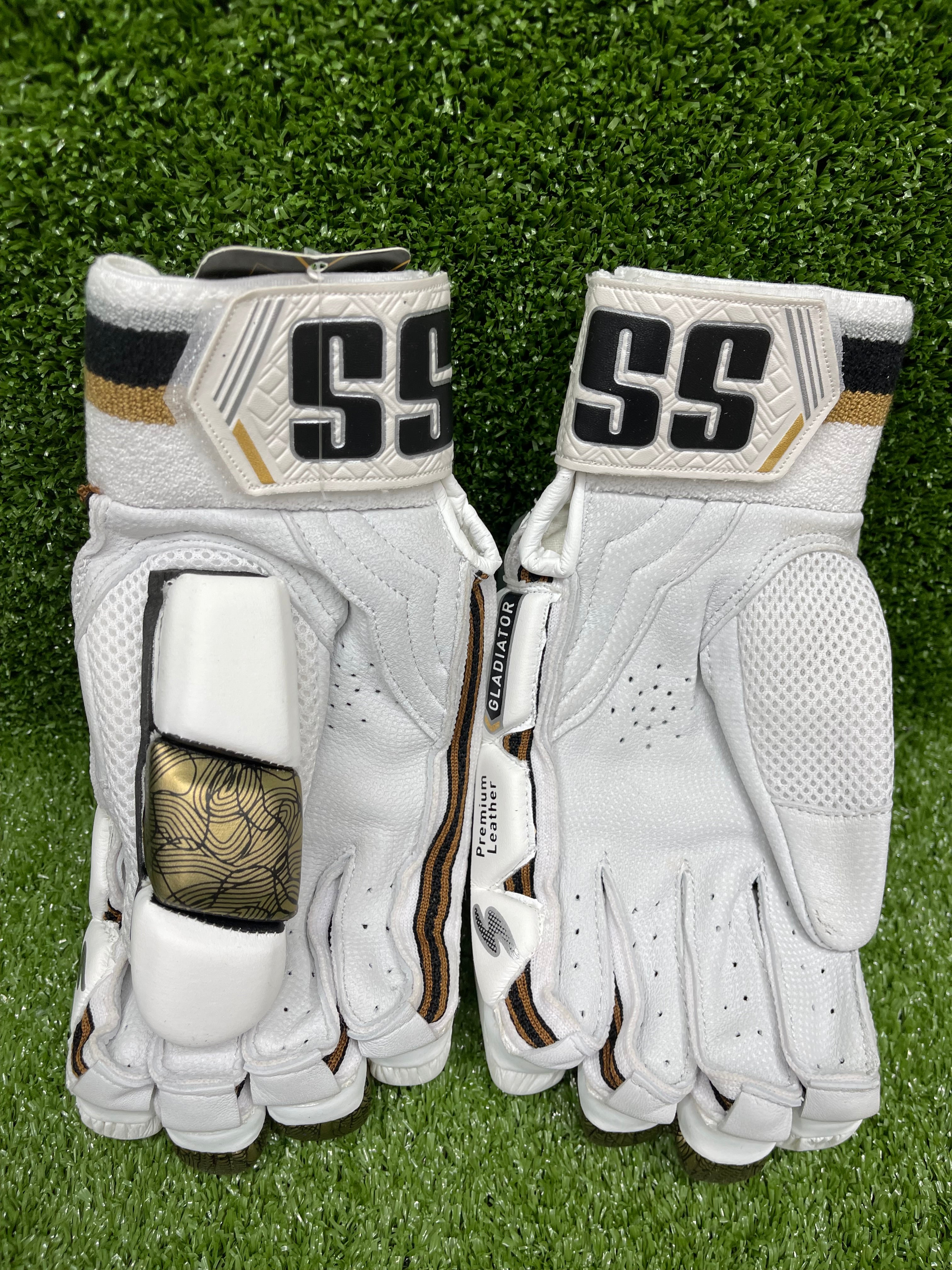 SS Gladiator Junior / Youth Cricket Batting Gloves