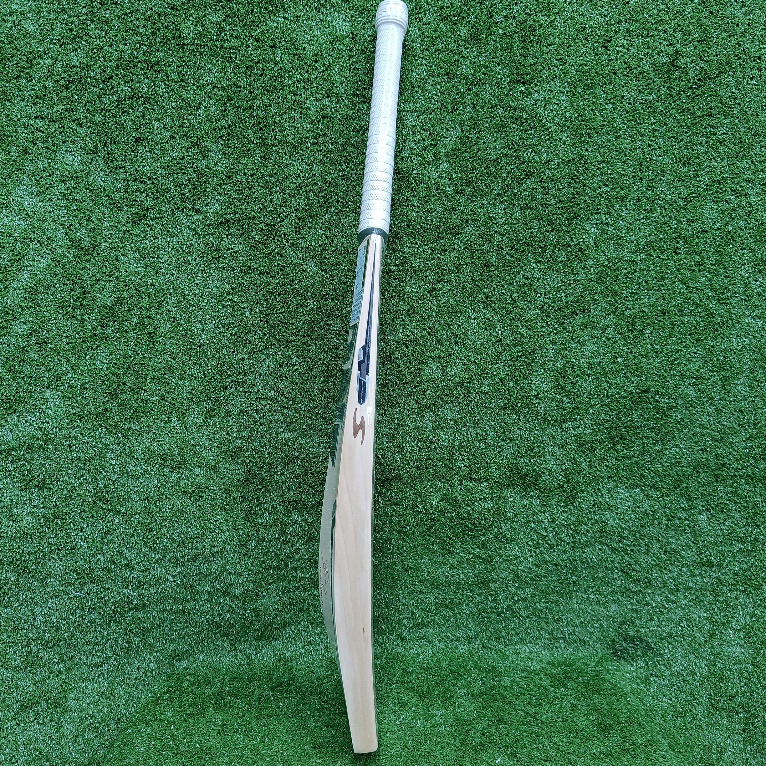 Dc 88 cricket bat sale