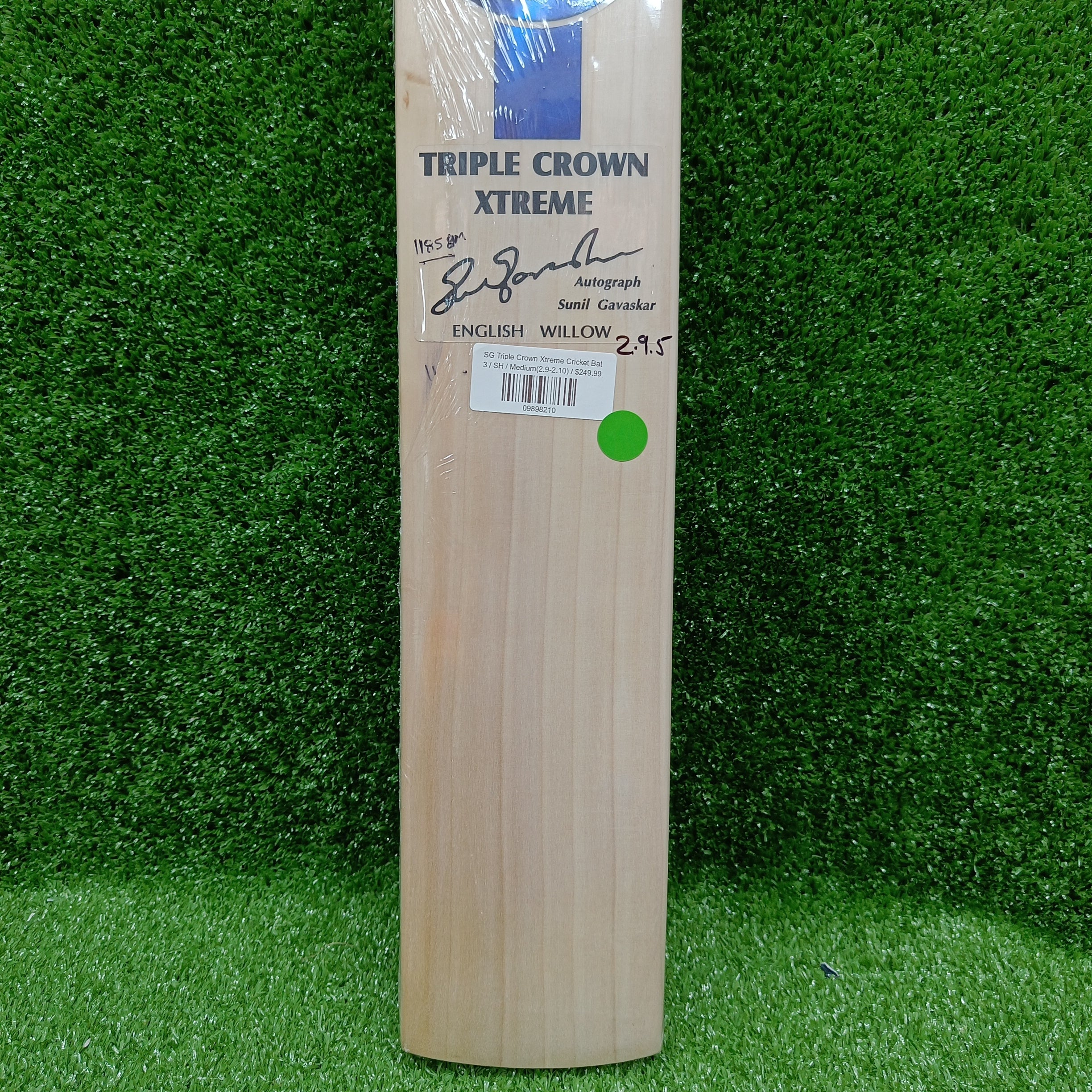 SG Triple Crown Xtreme Cricket Bat