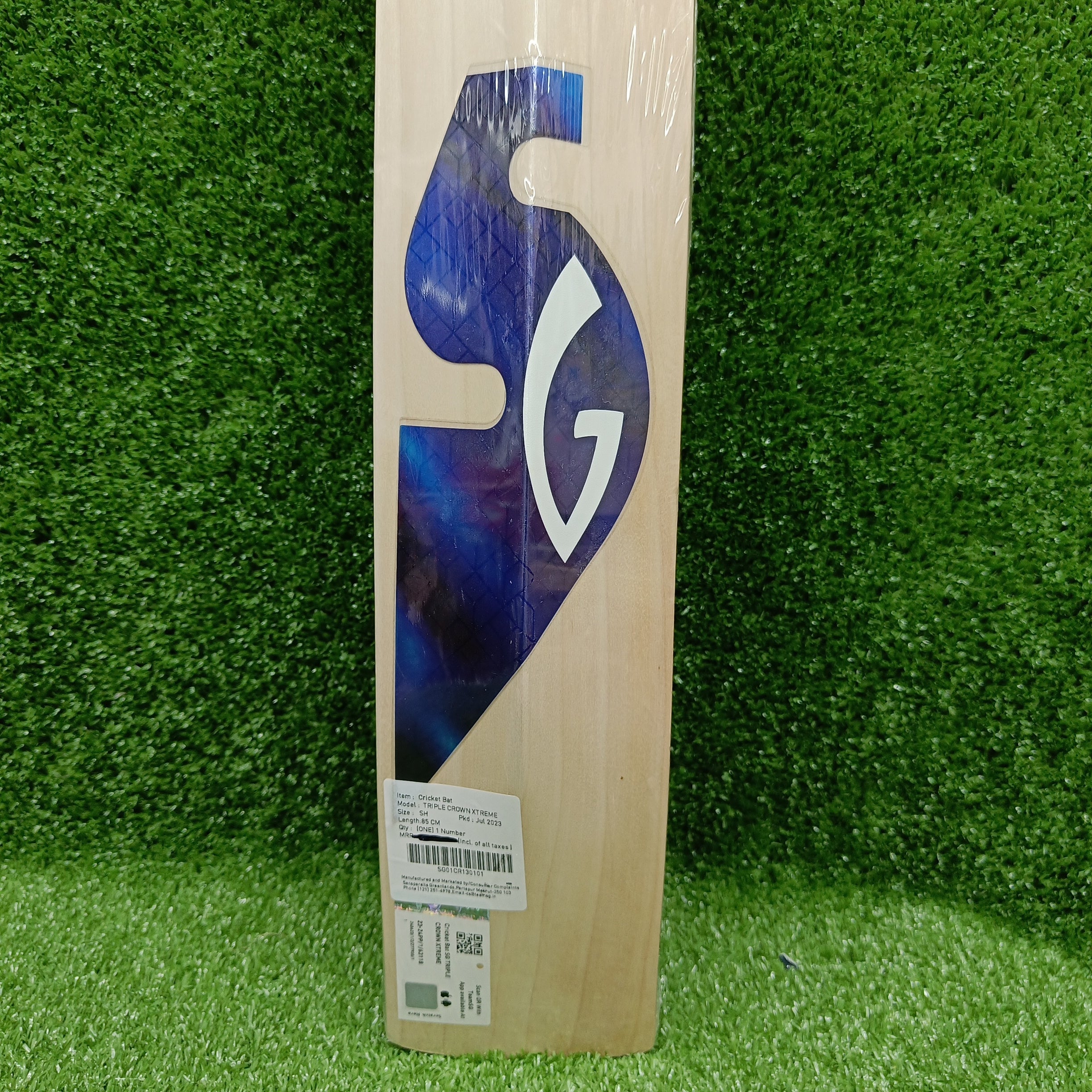 SG Triple Crown Xtreme Cricket Bat