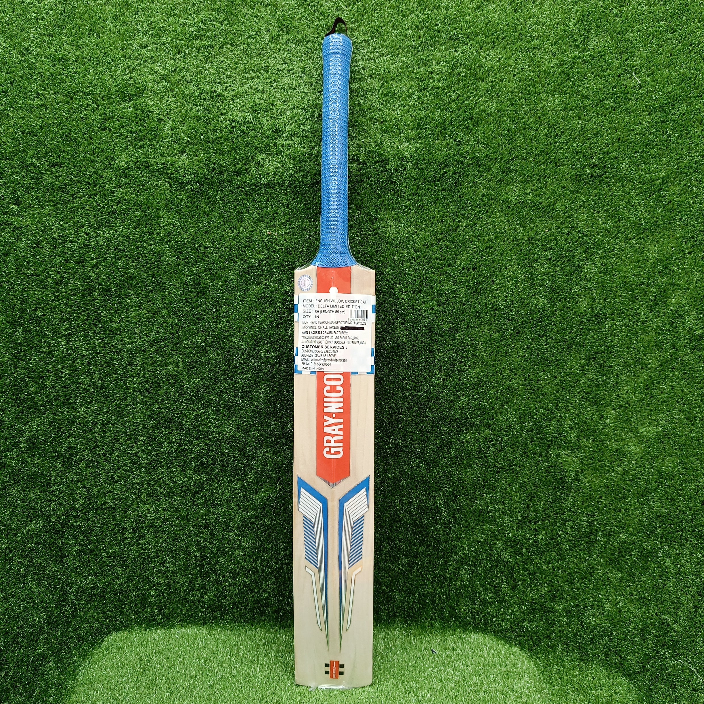 Gray-Nicolls Delta Limited Edition Cricket Bat