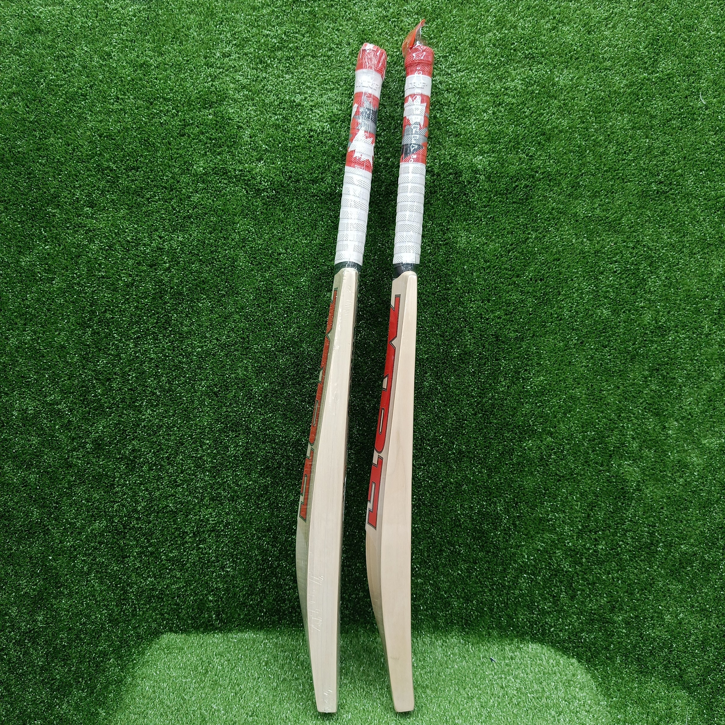 MRF Genius Chase Master English Willow Cricket Bat