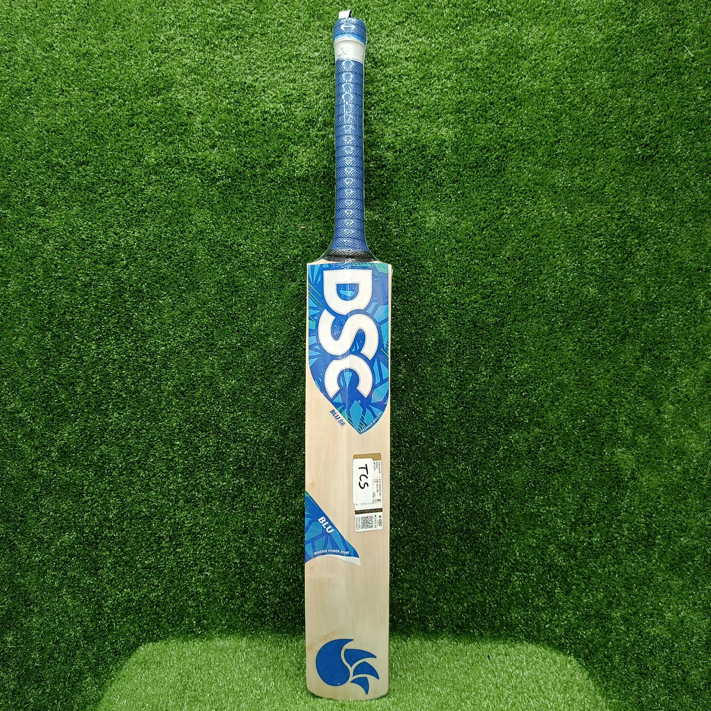 DSC Blu 88 Kashmir Willow Cricket Bat