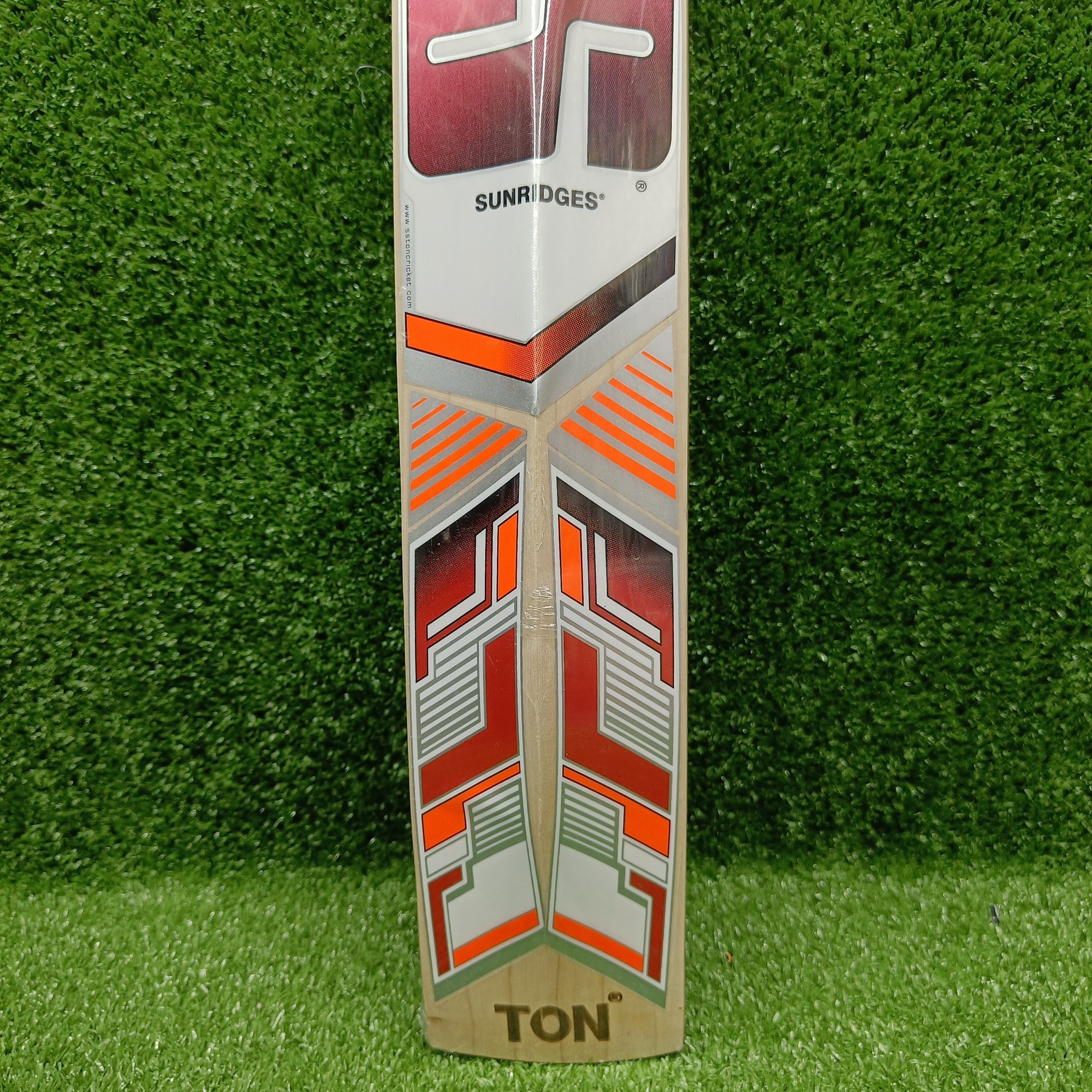 SS Tiger Junior/Youth Cricket Bat