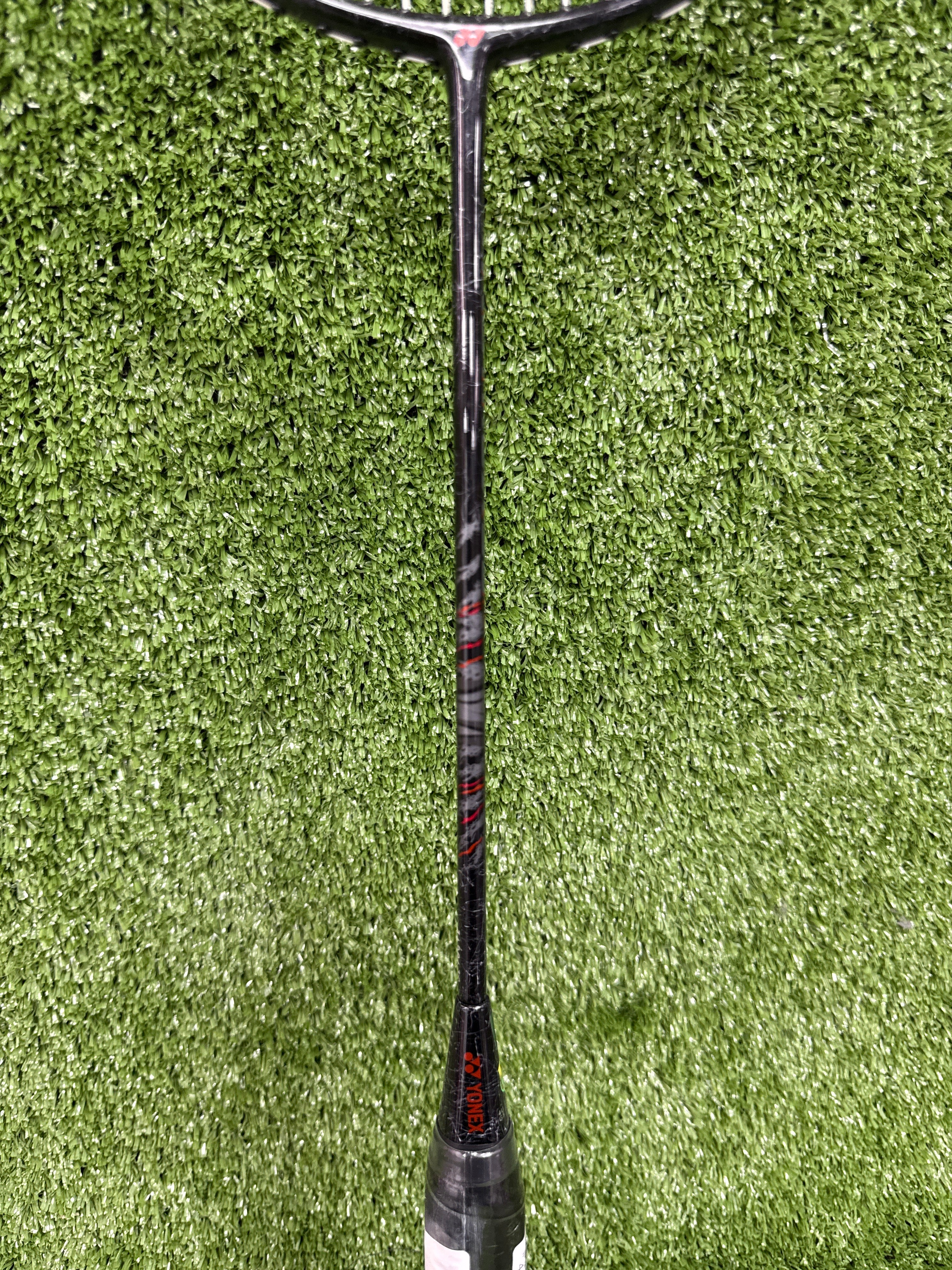 Yonex Astrox 99 Play Badminton Racket – 4U Prestrung, Black/Green