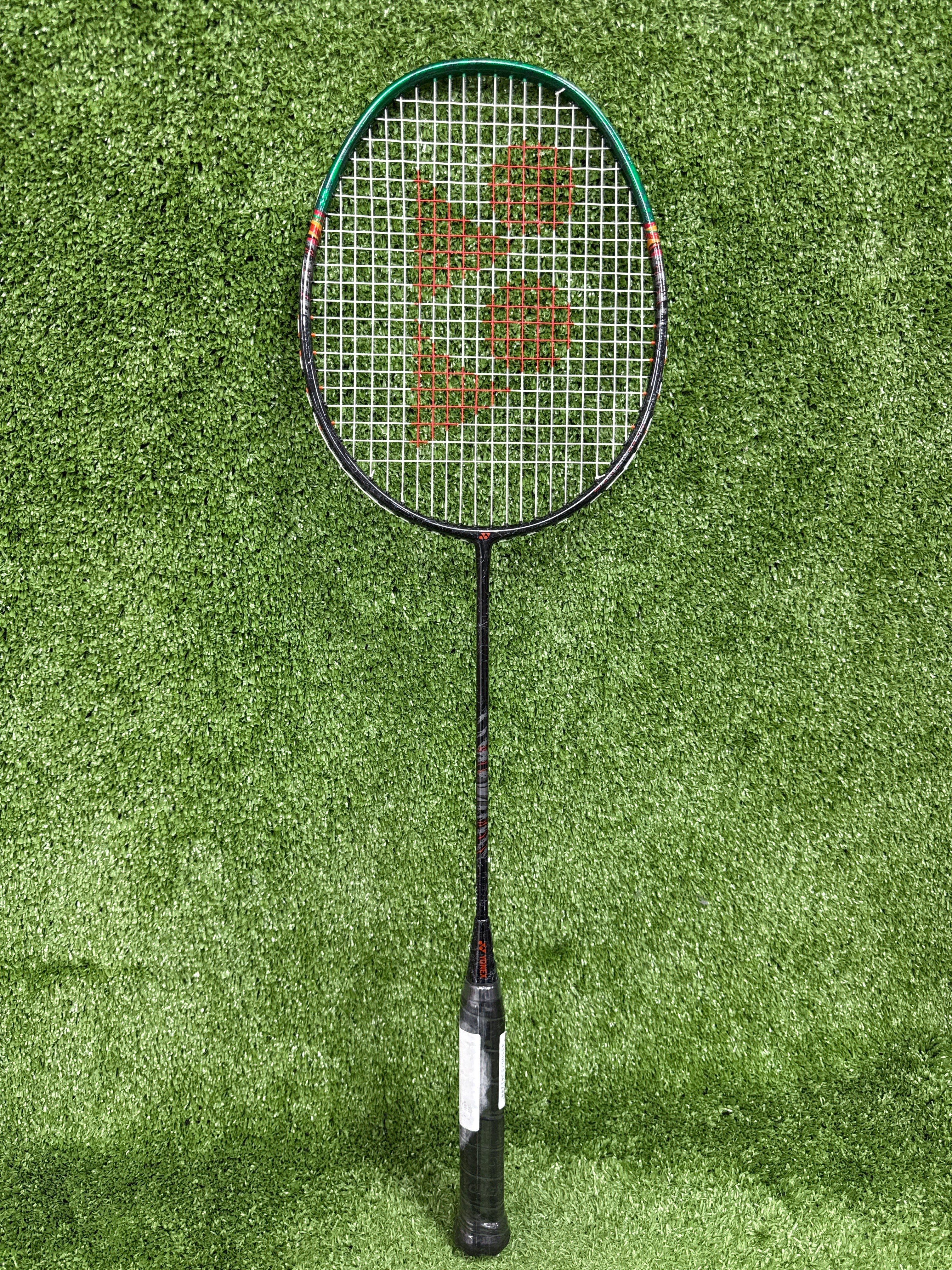 Yonex Astrox 99 Play Badminton Racket – 4U Prestrung, Black/Green