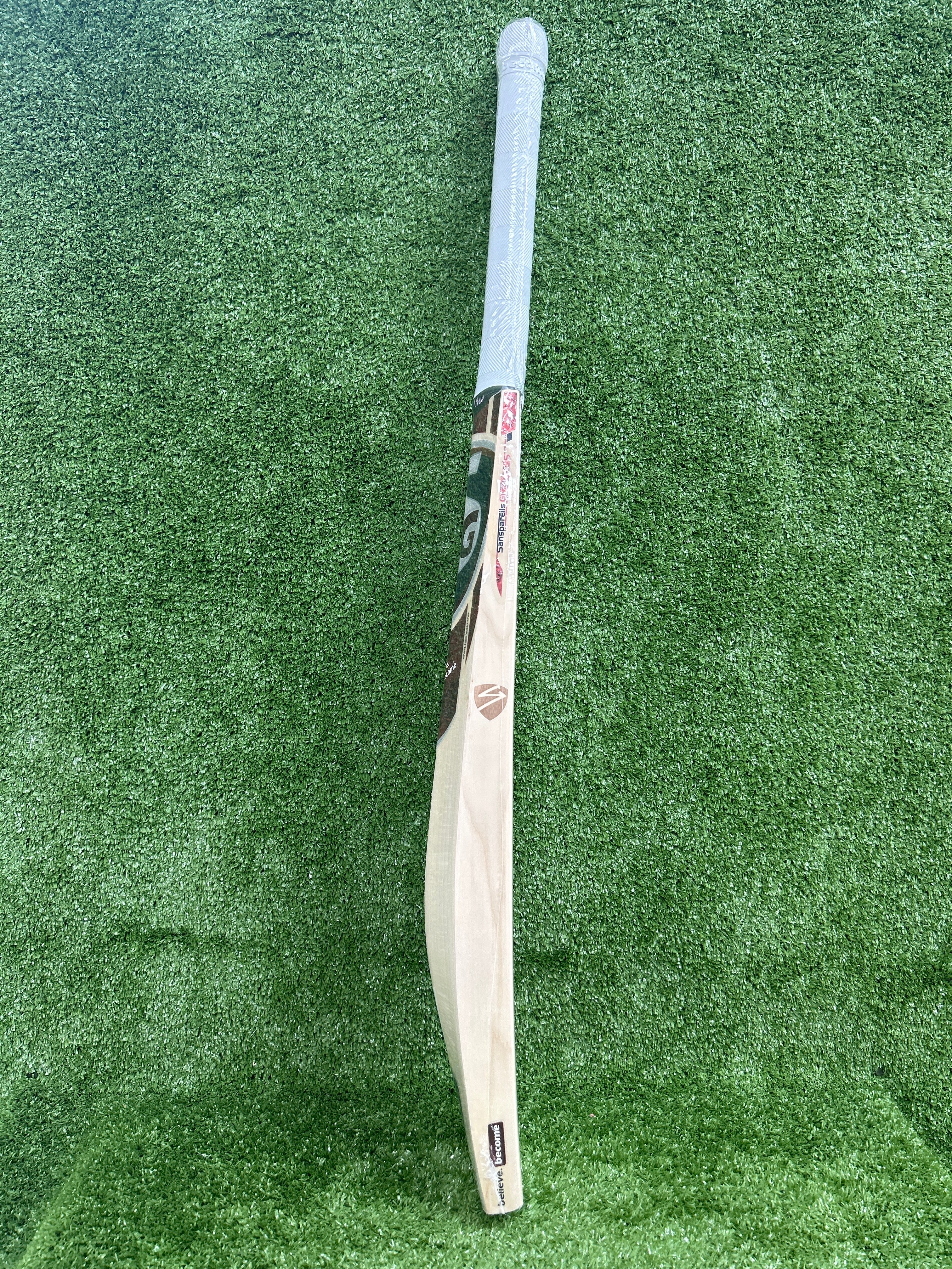 SG YBJ 19 English Willow Cricket Bat (Yashasvi Bhupendra Kumar Jaiswal)