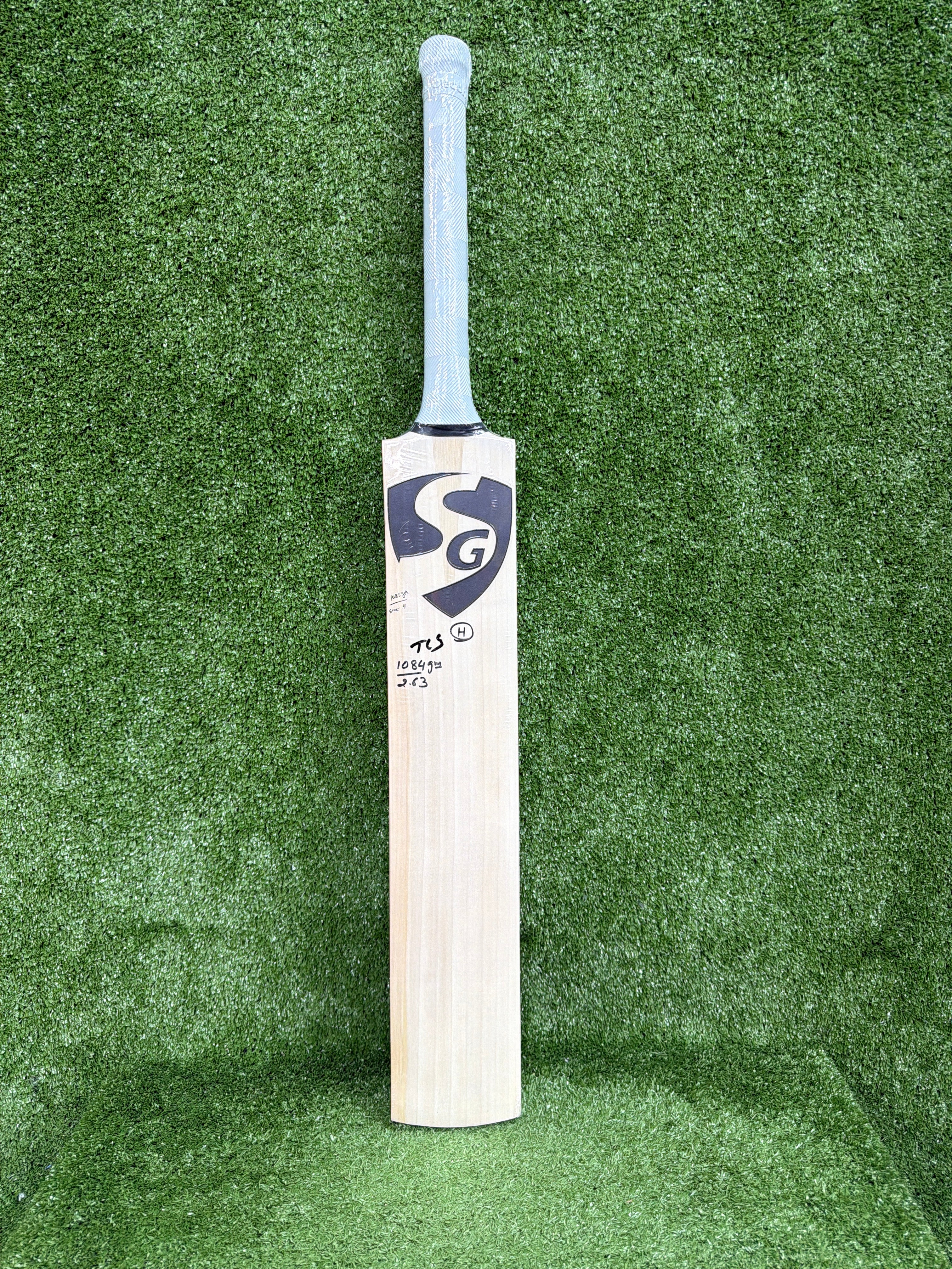 SG Sai Sudharsan Harrow English WIllow Players Cricket Bat