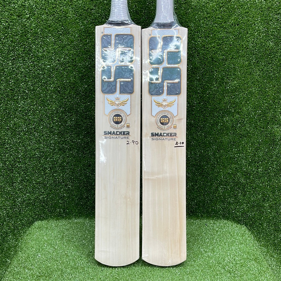 SS GG Smacker Signature English Willow Cricket Bat Black Sticker