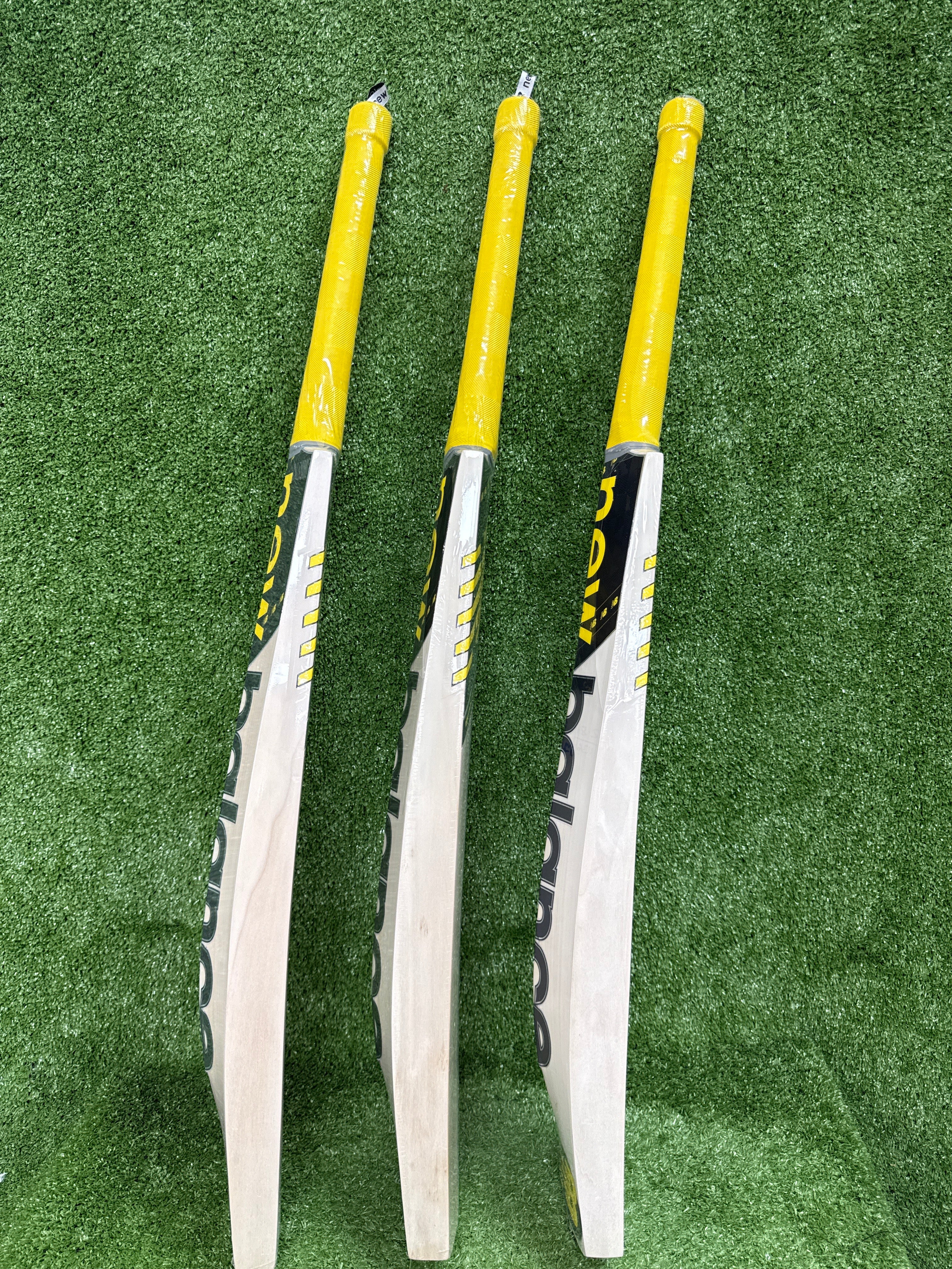 NB Burn 900i Pro Adult Cricket Bat