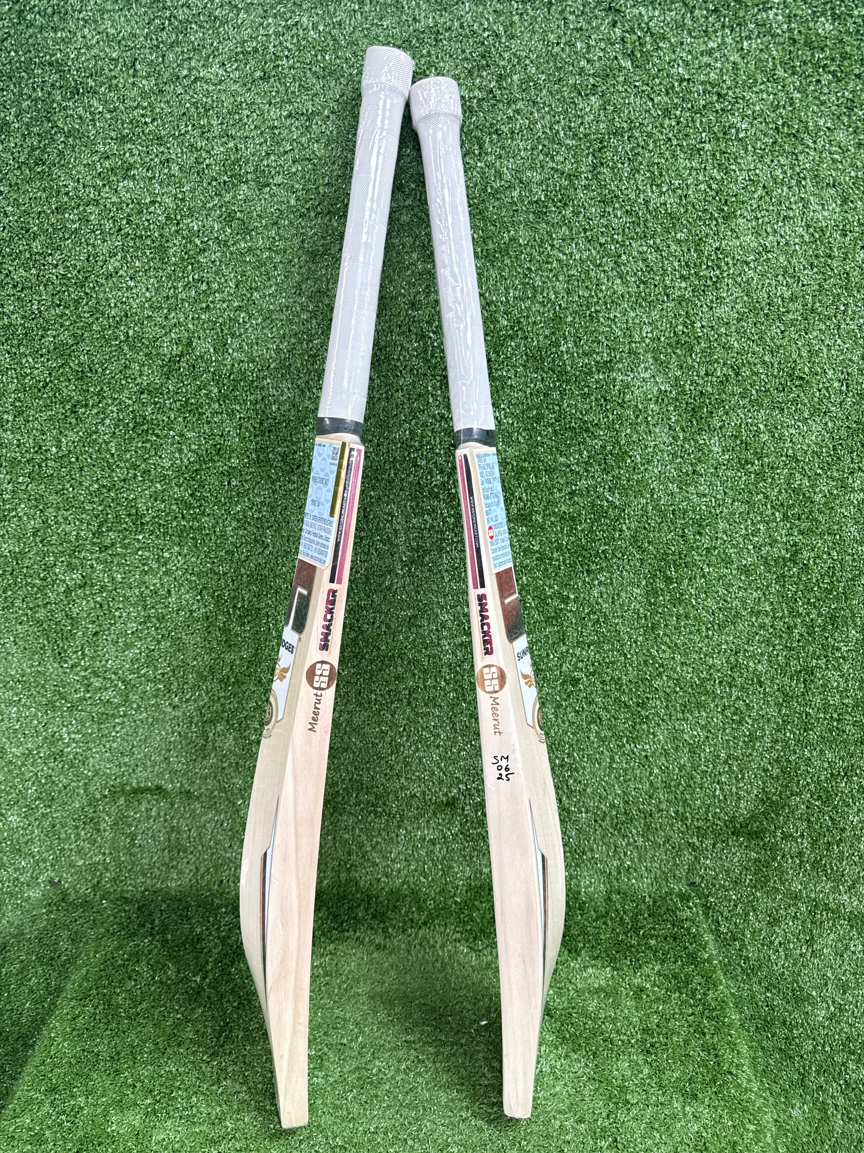 SS GG Smacker Youth Harrow English Willow Cricket Bat (Red Sticker)