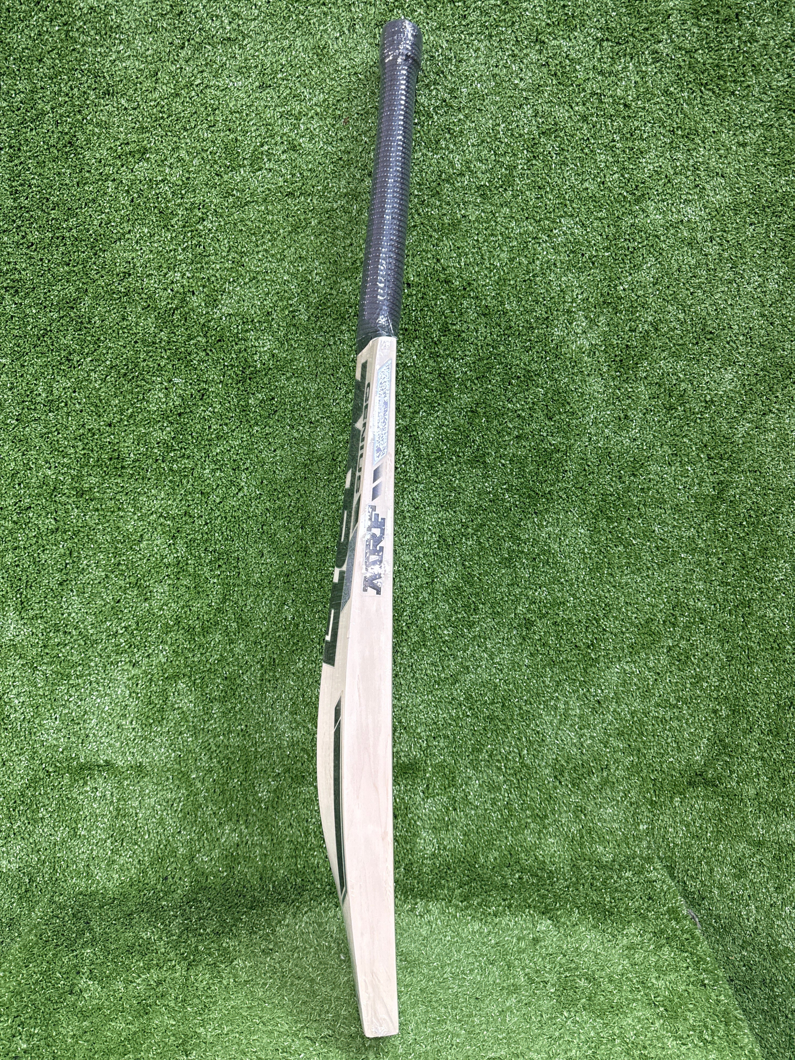 クリケットバット　MRF MRF Genius Majestic GILL 77 English Willow | TopCricketStore