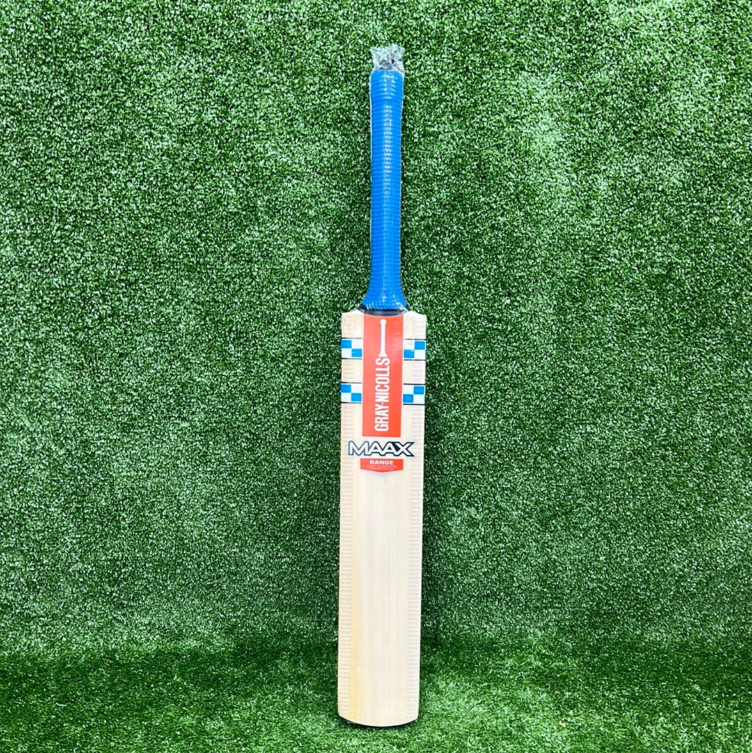 Gray - Nicolls 5 Destroyer Junior / Youth Cricket Kit Set