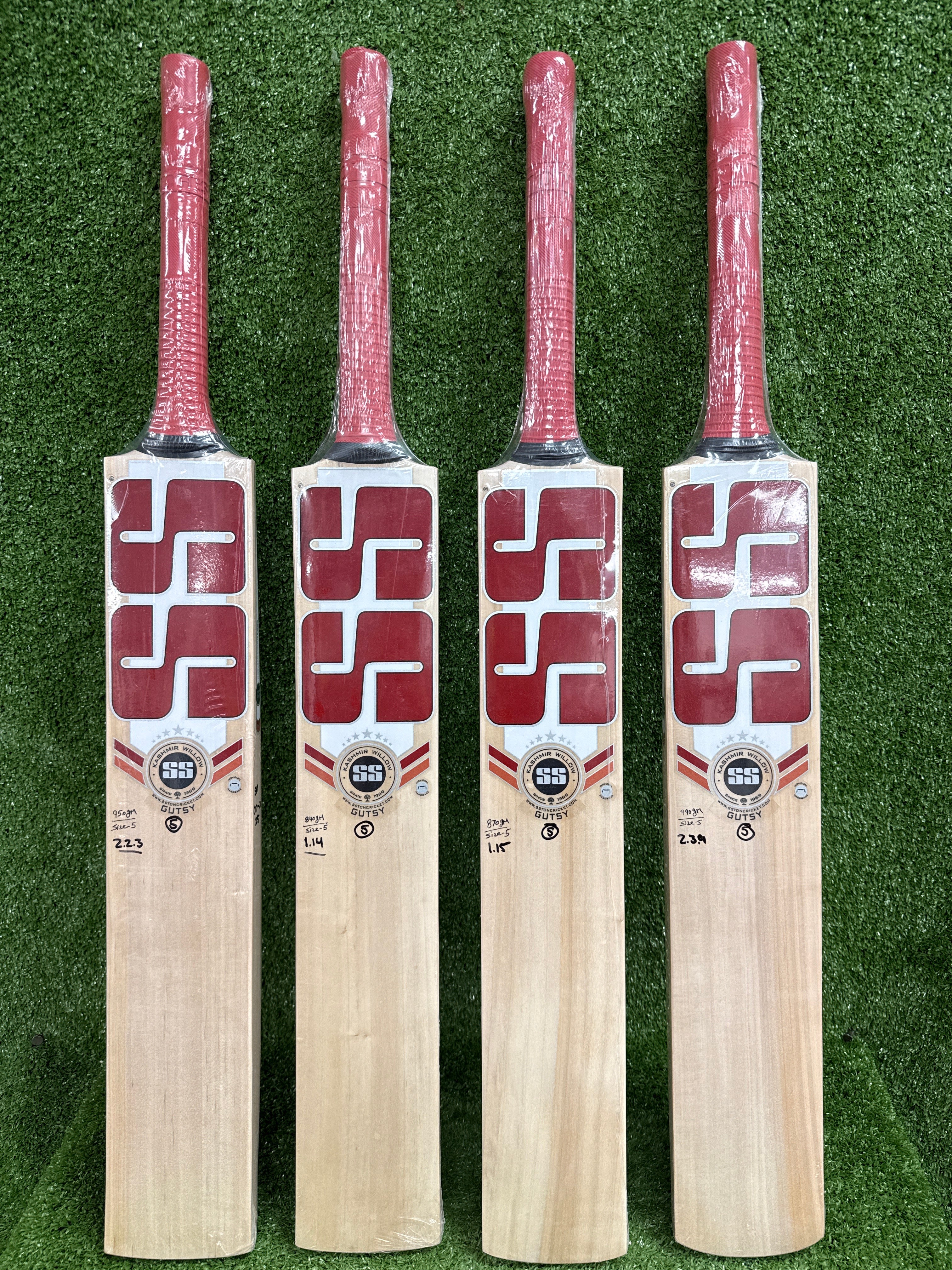SS Gutsy Junior/Youth  Kashmir Willow Cricket Bat