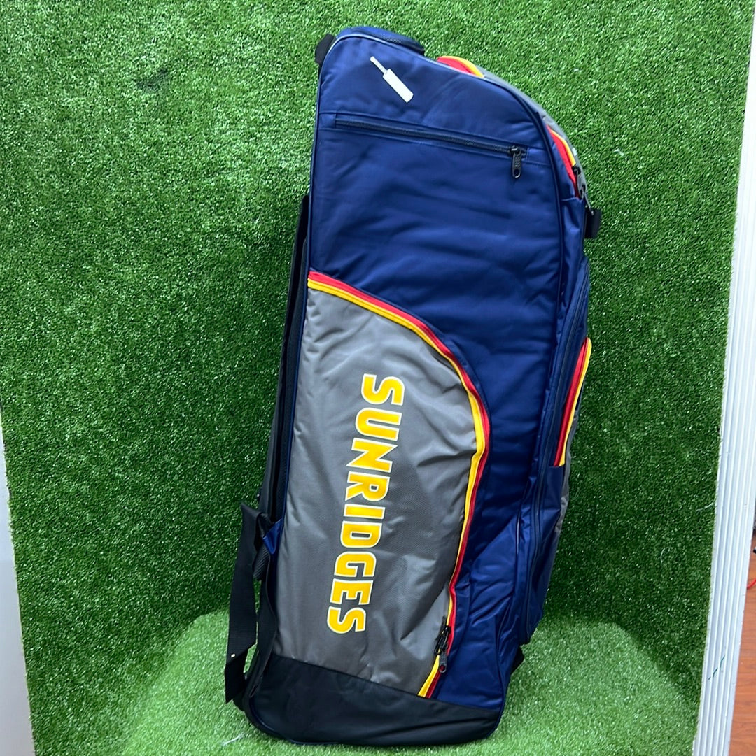 SS DK Finisher Adult Cricket Kit Bag