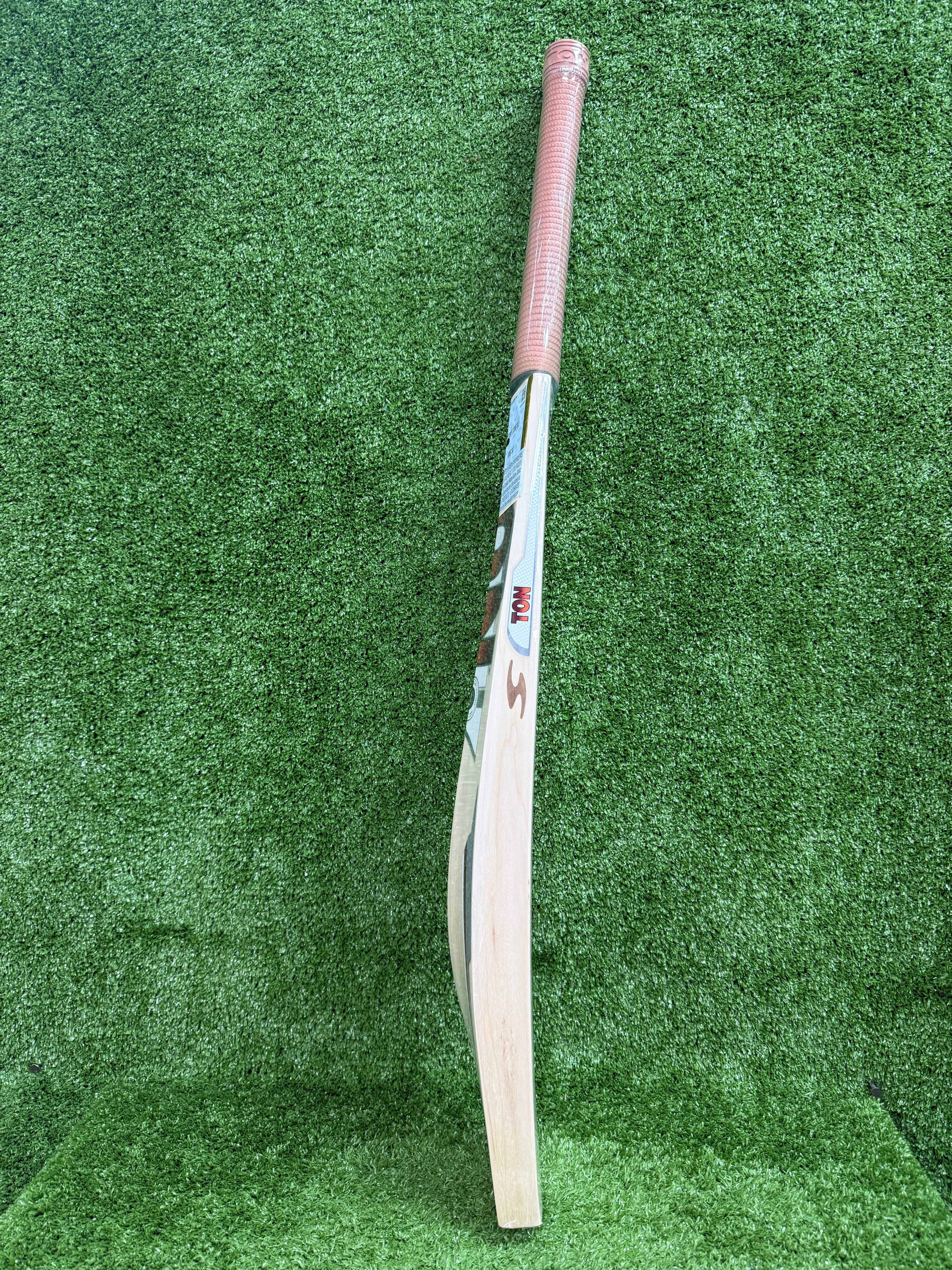 SS Ton Vertu English Willow Cricket Bat Long Blade