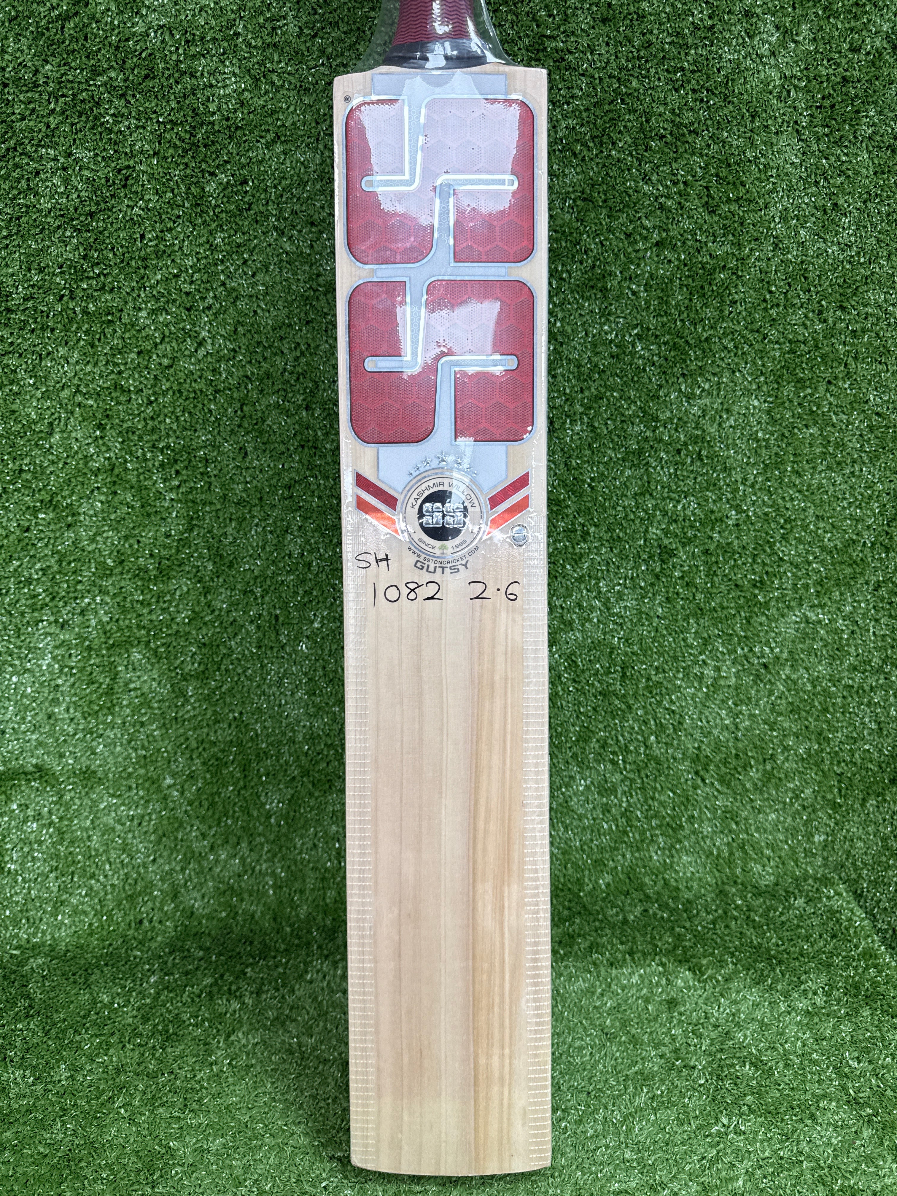 SS Gutsy Kashmir Willow Adult Cricket Bat by SS - side view - TopCricketStore