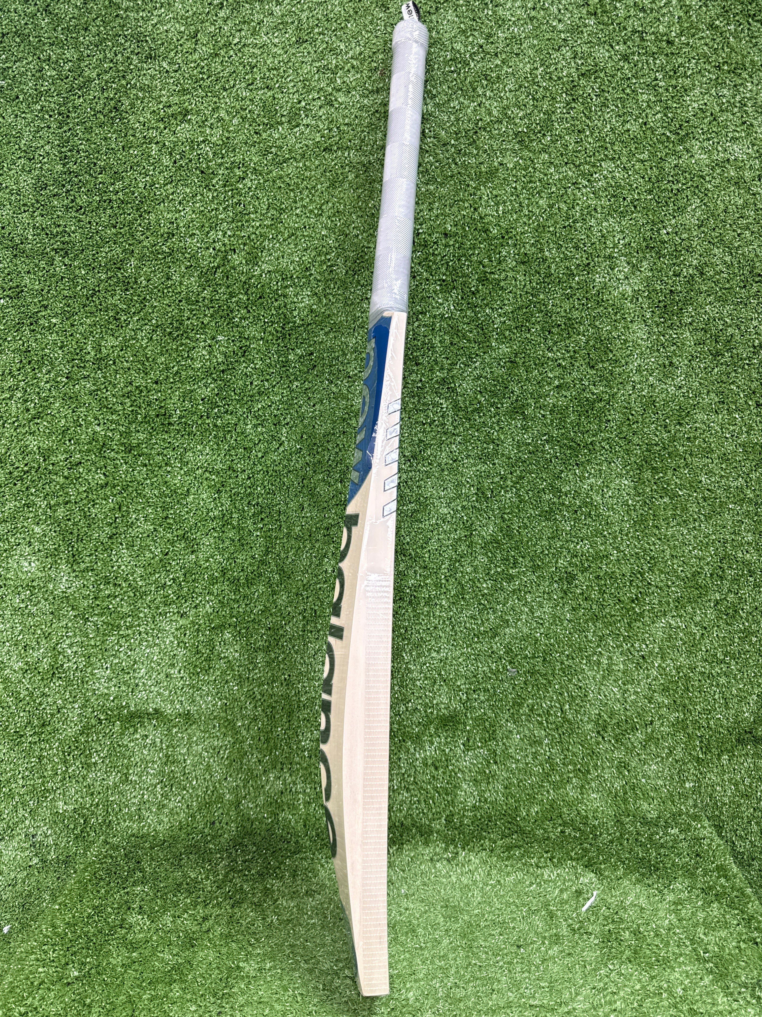 NB TC 650i Youth Harrow English Willow Cricket Bat