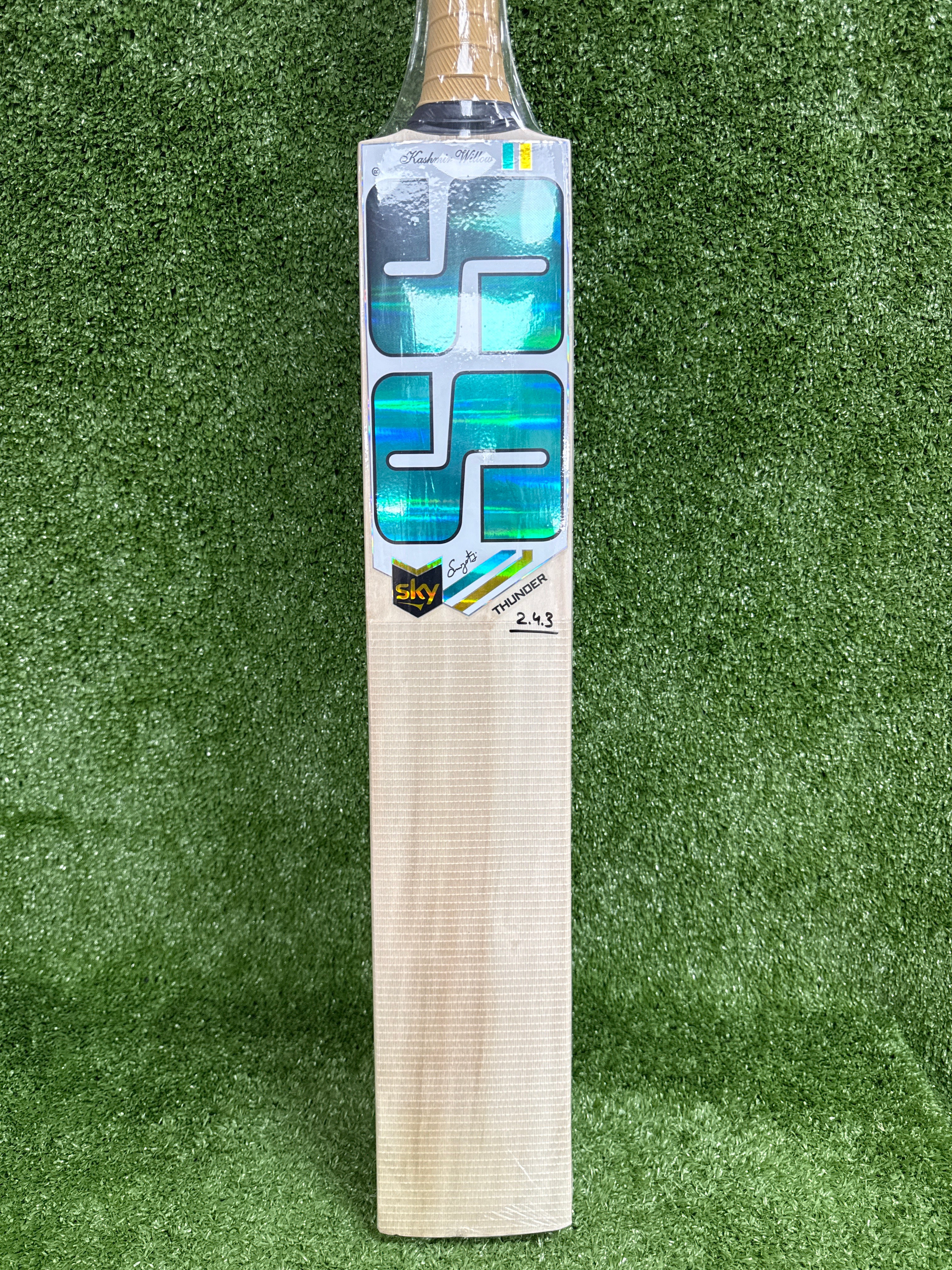SS Sky Thunder Kashmir Willow Cricket Bat