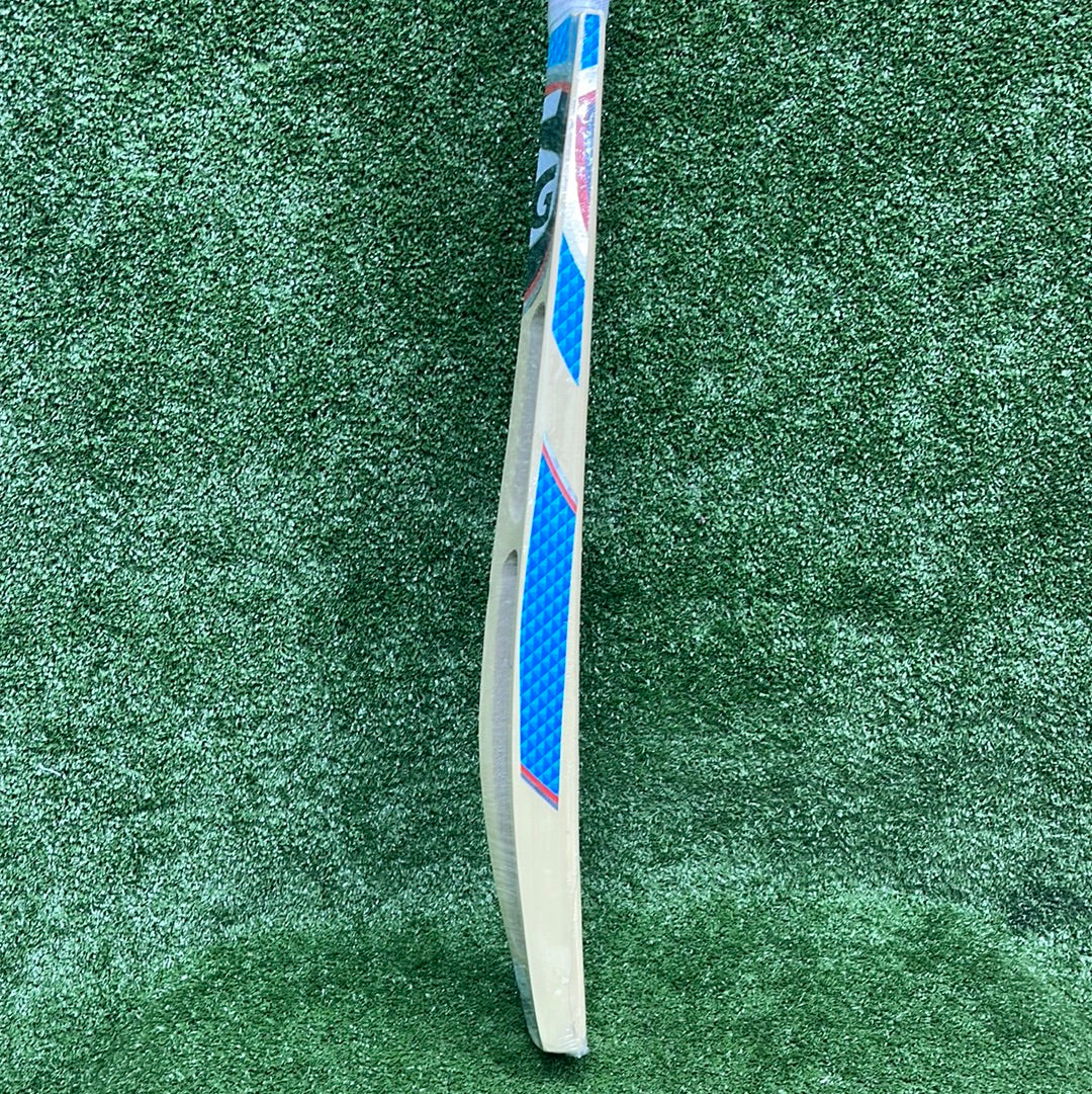 SG T-800 Kashmir Willow Scoop Cricket Bat
