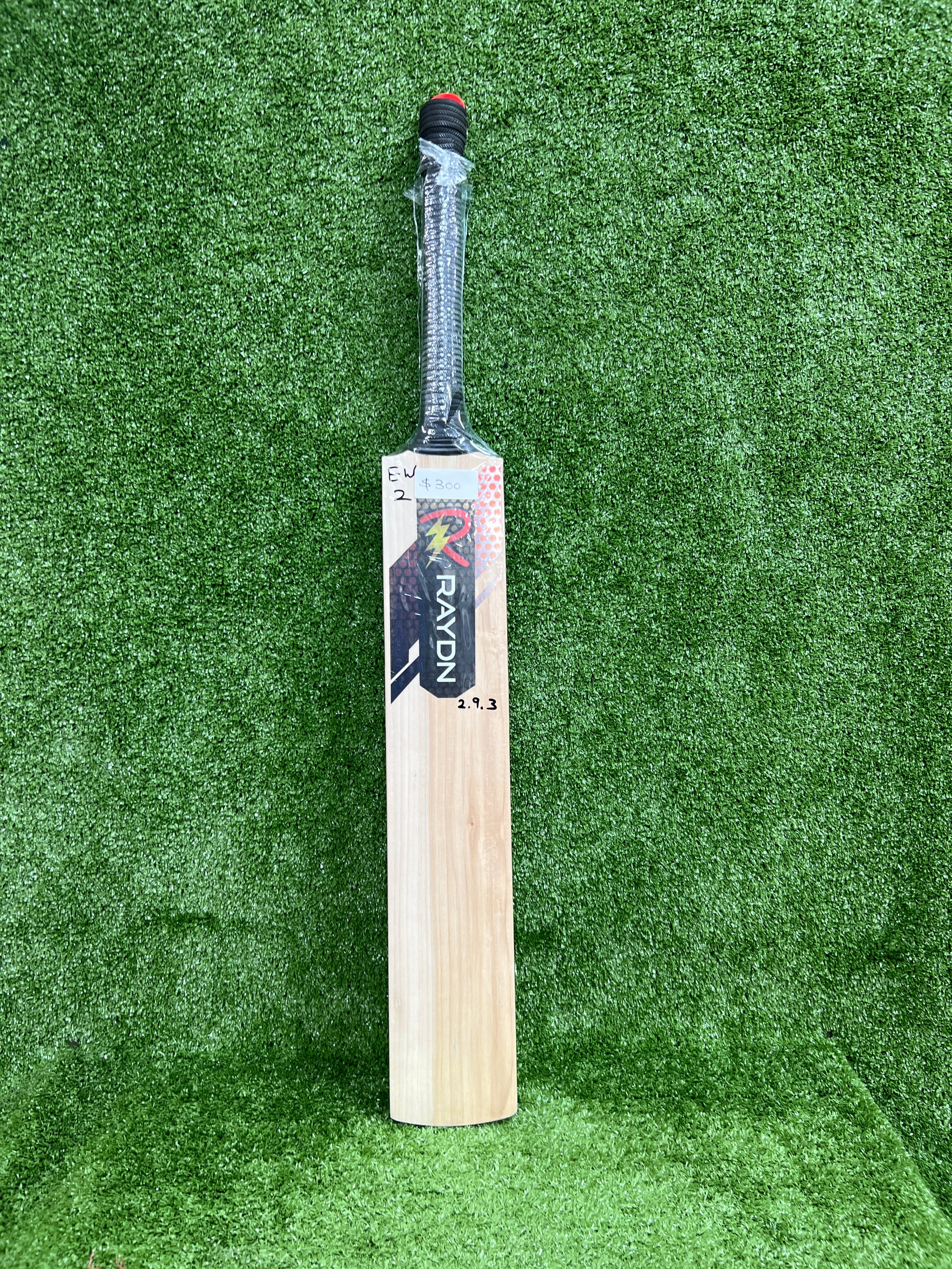 Raydn Grade 2 English Willow Cricket Bat