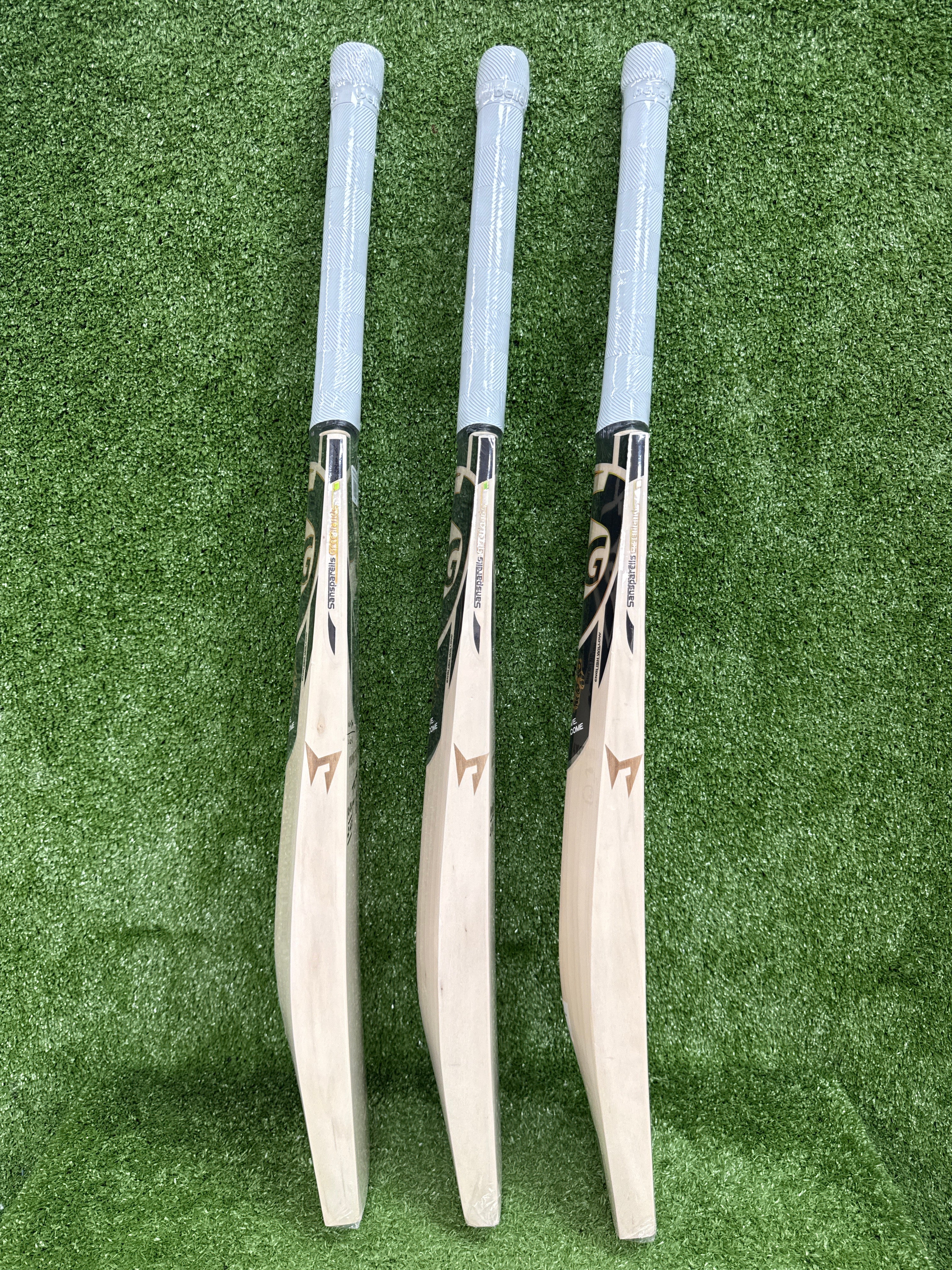 SG Kung Fu Pandya (HP33) Junior / Youth Original Players Cricket Bat