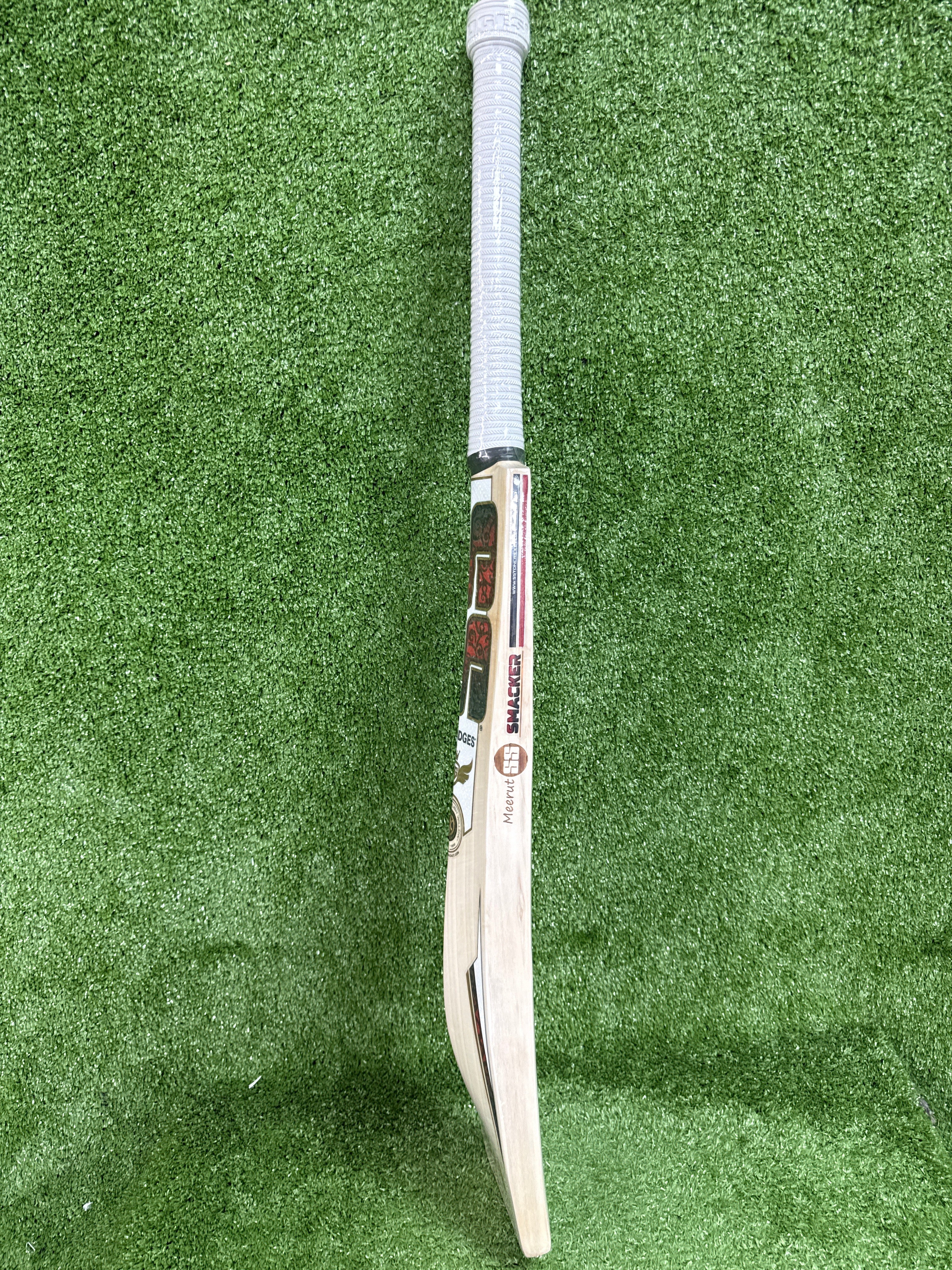 SS GG Smacker Extreme English Willow Cricket Bat