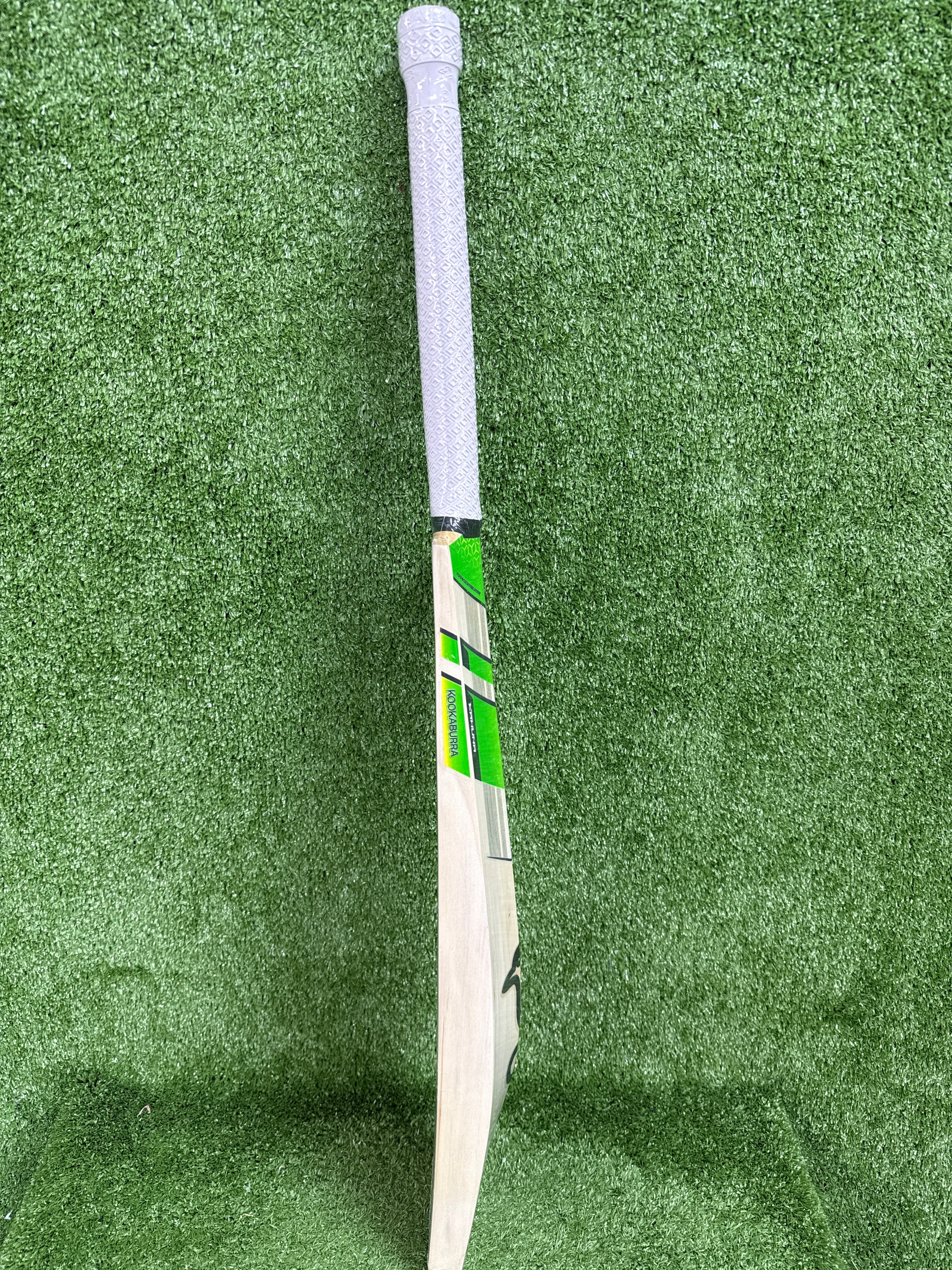 Kookaburra Big Kahuna English Willow Cricket Bat