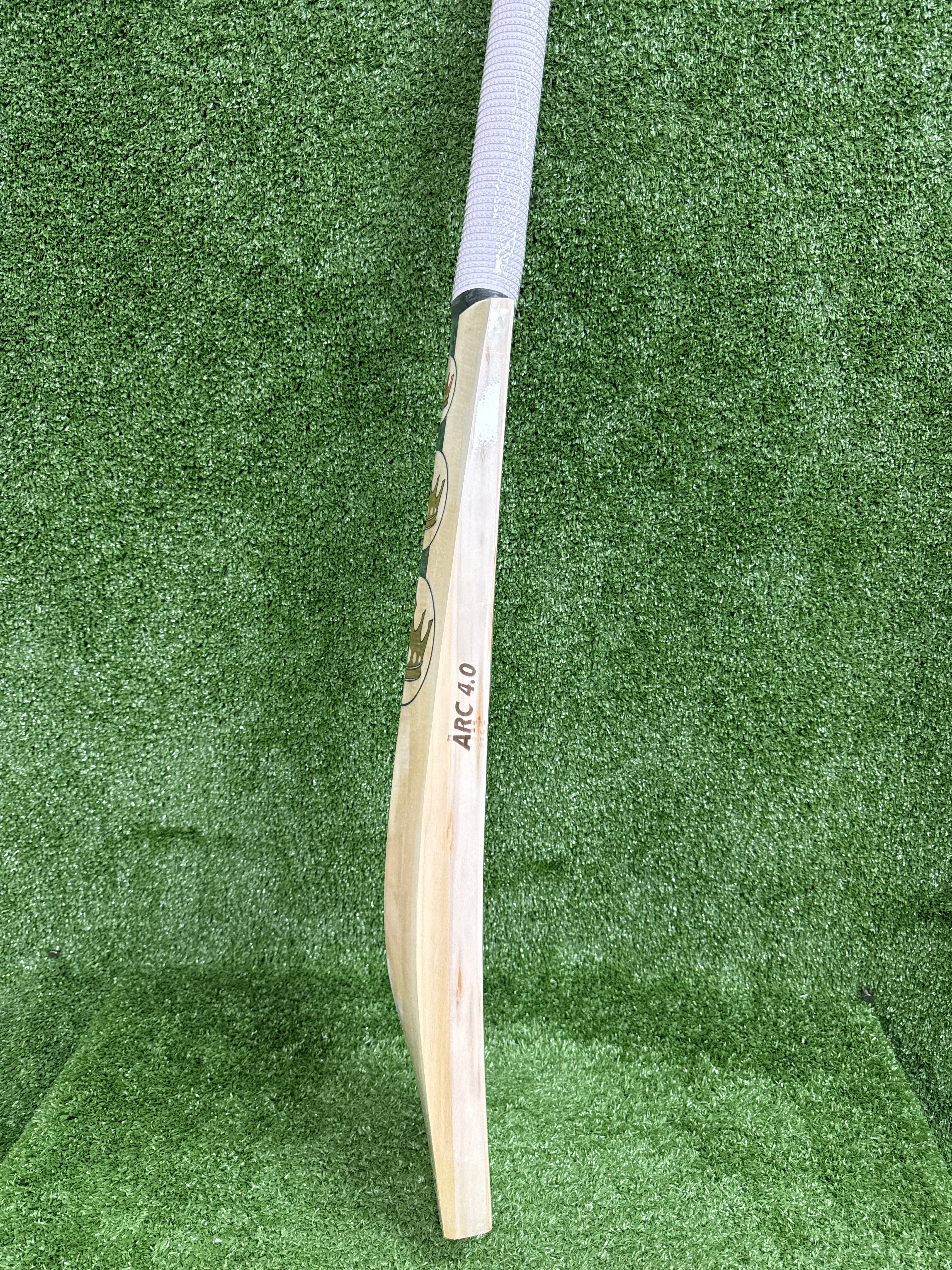 SG Triple Crown Arc 4.0  English Willow Cricket Bat