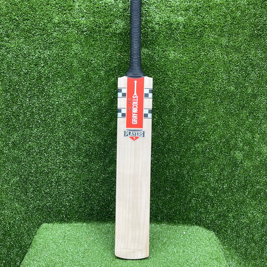Gray-Nicolls Players Adult Cricket Bat