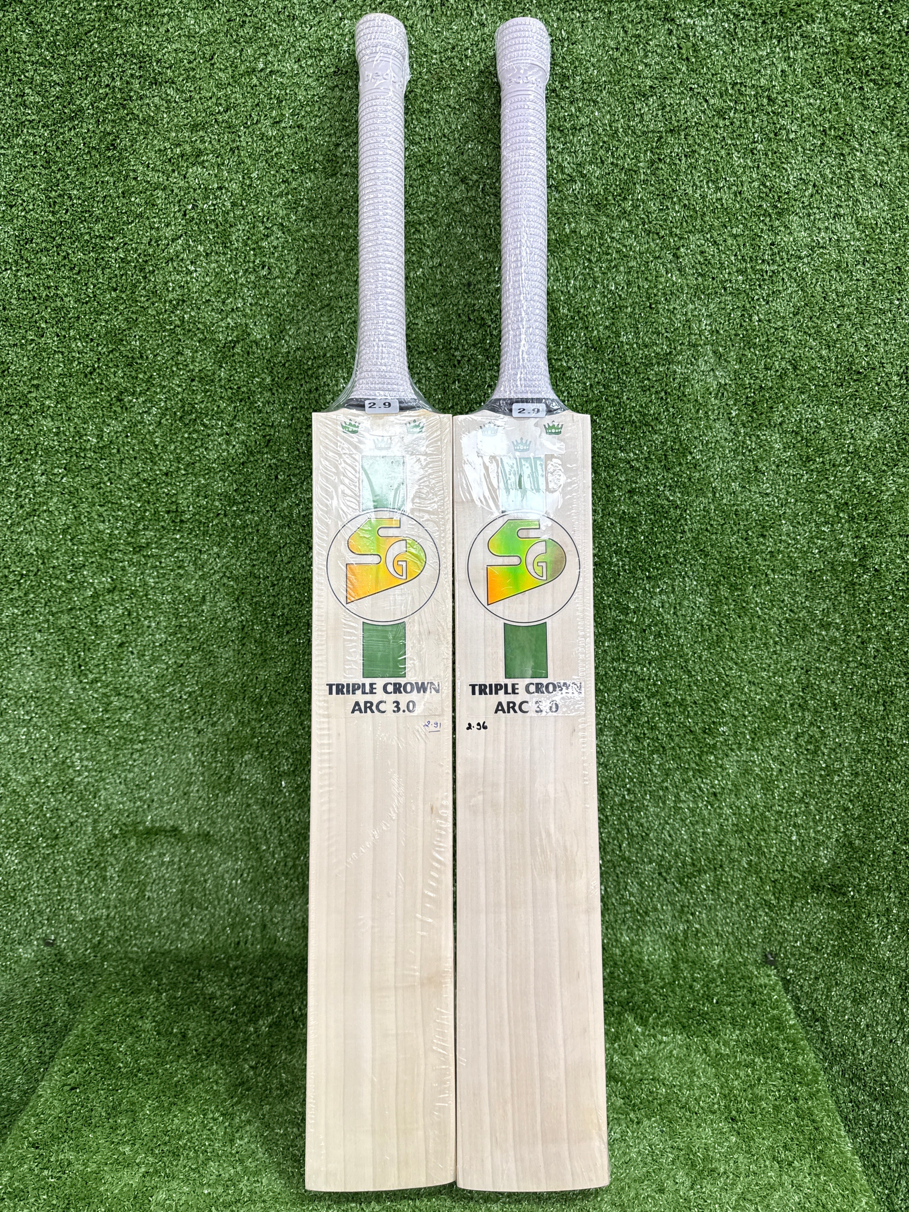 SG Triple Crown Arc 3.0  English Willow Cricket Bat