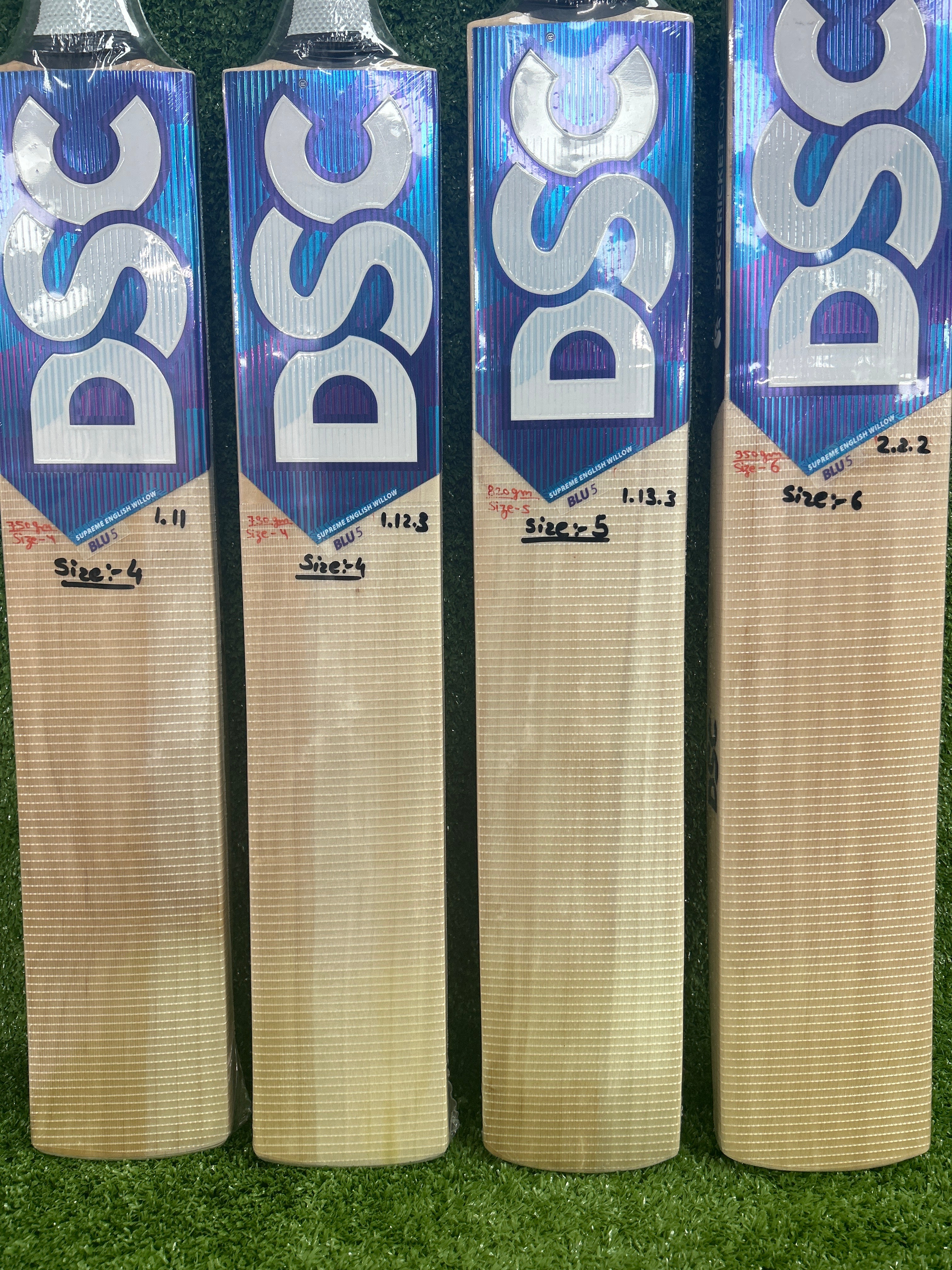 DSC BLU 5 Junior / Youth English Willow Cricket Bat