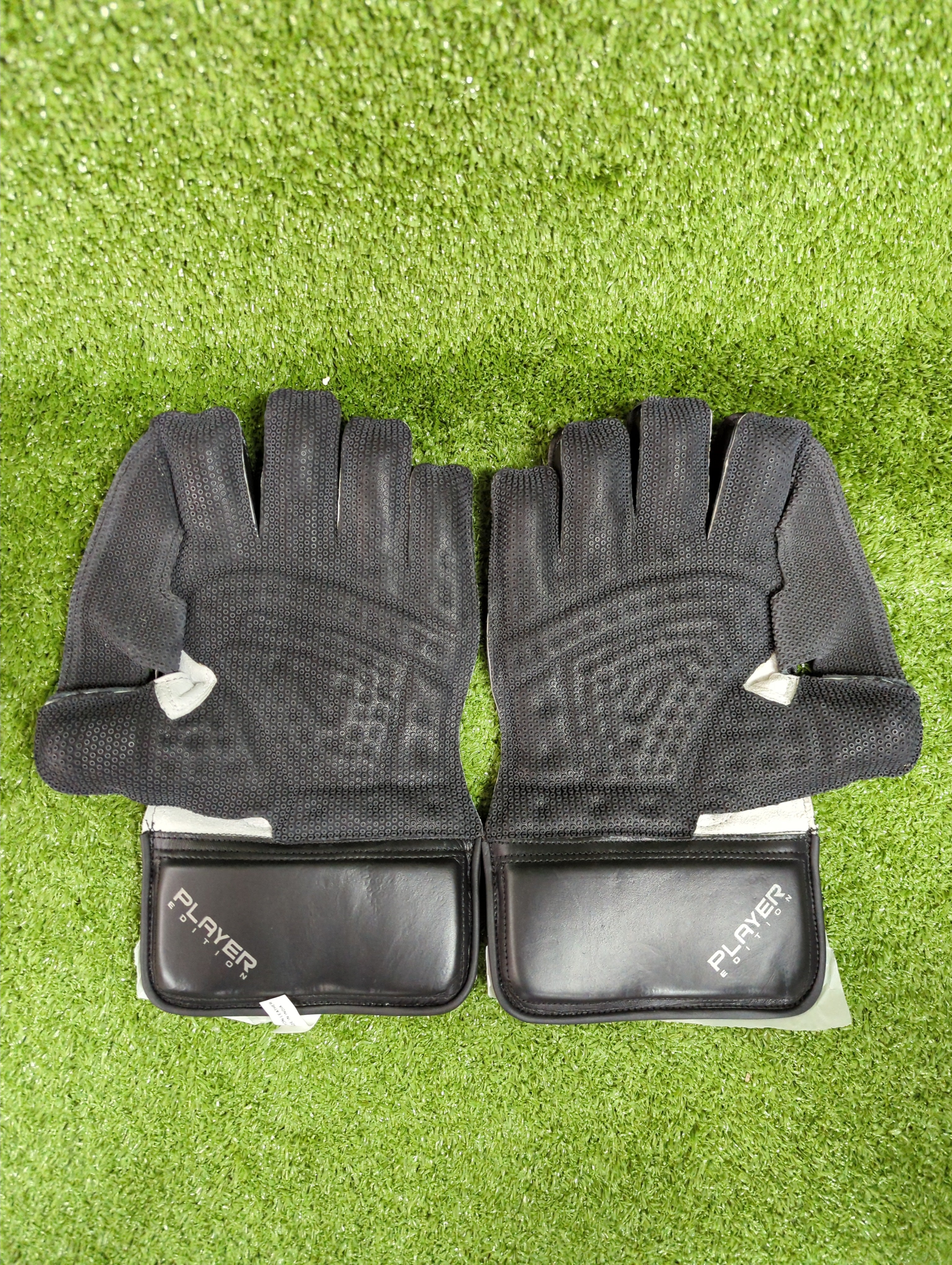 EM MSD Dhoni Adult Cricket Wicket Keeping Gloves - Black/Camo Green - Front