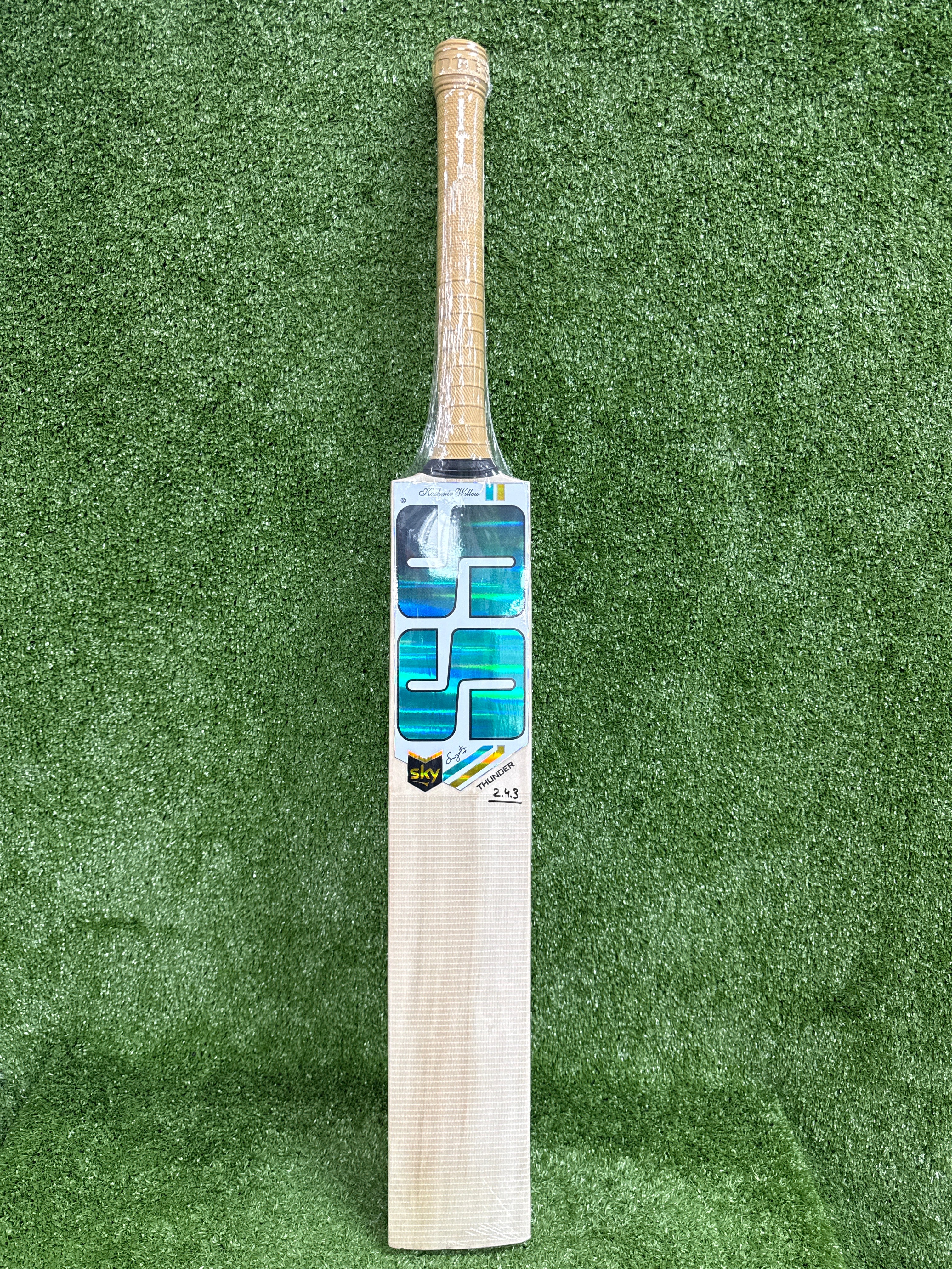 SS Sky Thunder Kashmir Willow Cricket Bat