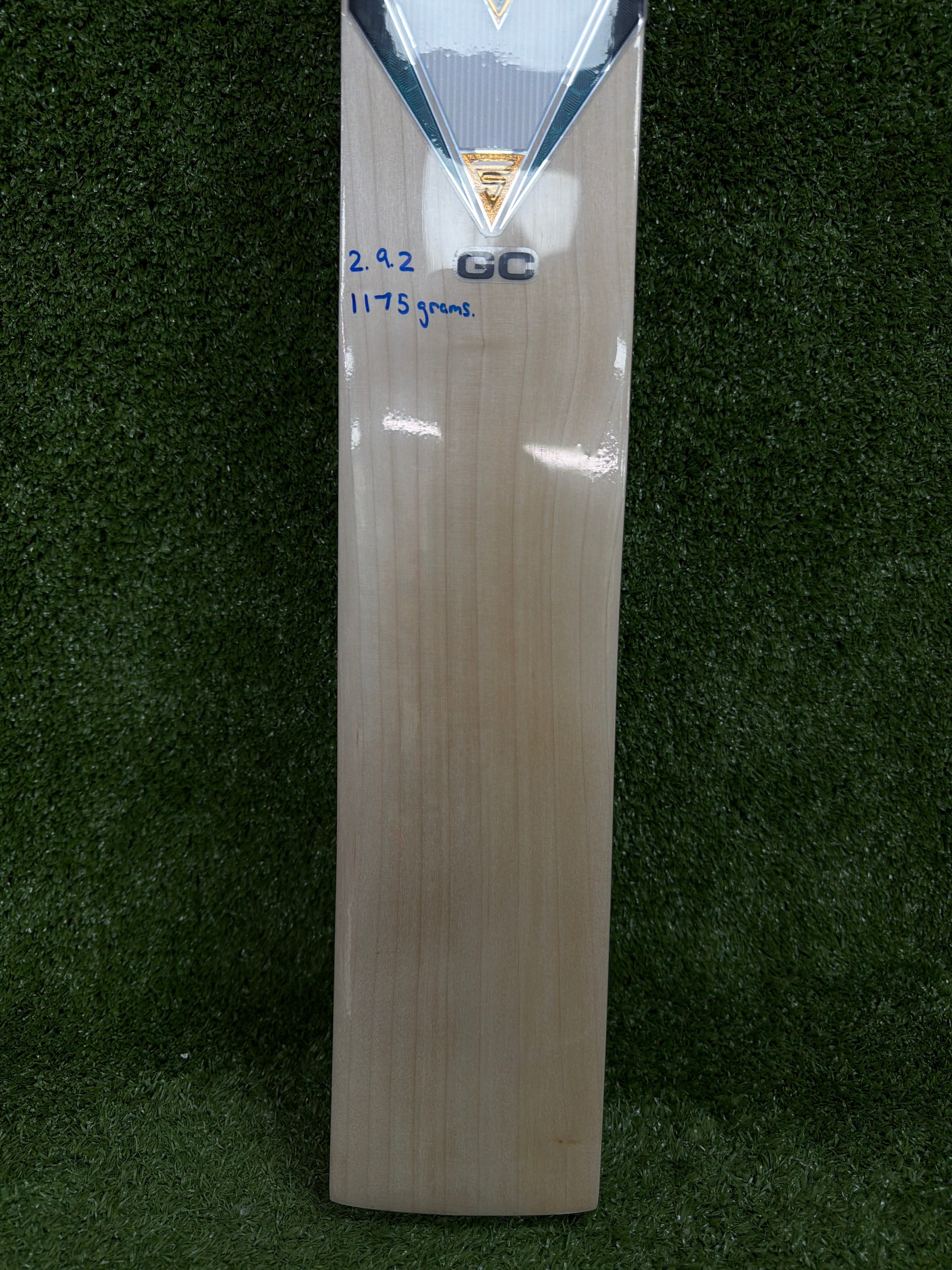 Versant-GC Bat English Willow Cricket Bat by Versant - side view - TopCricketStore