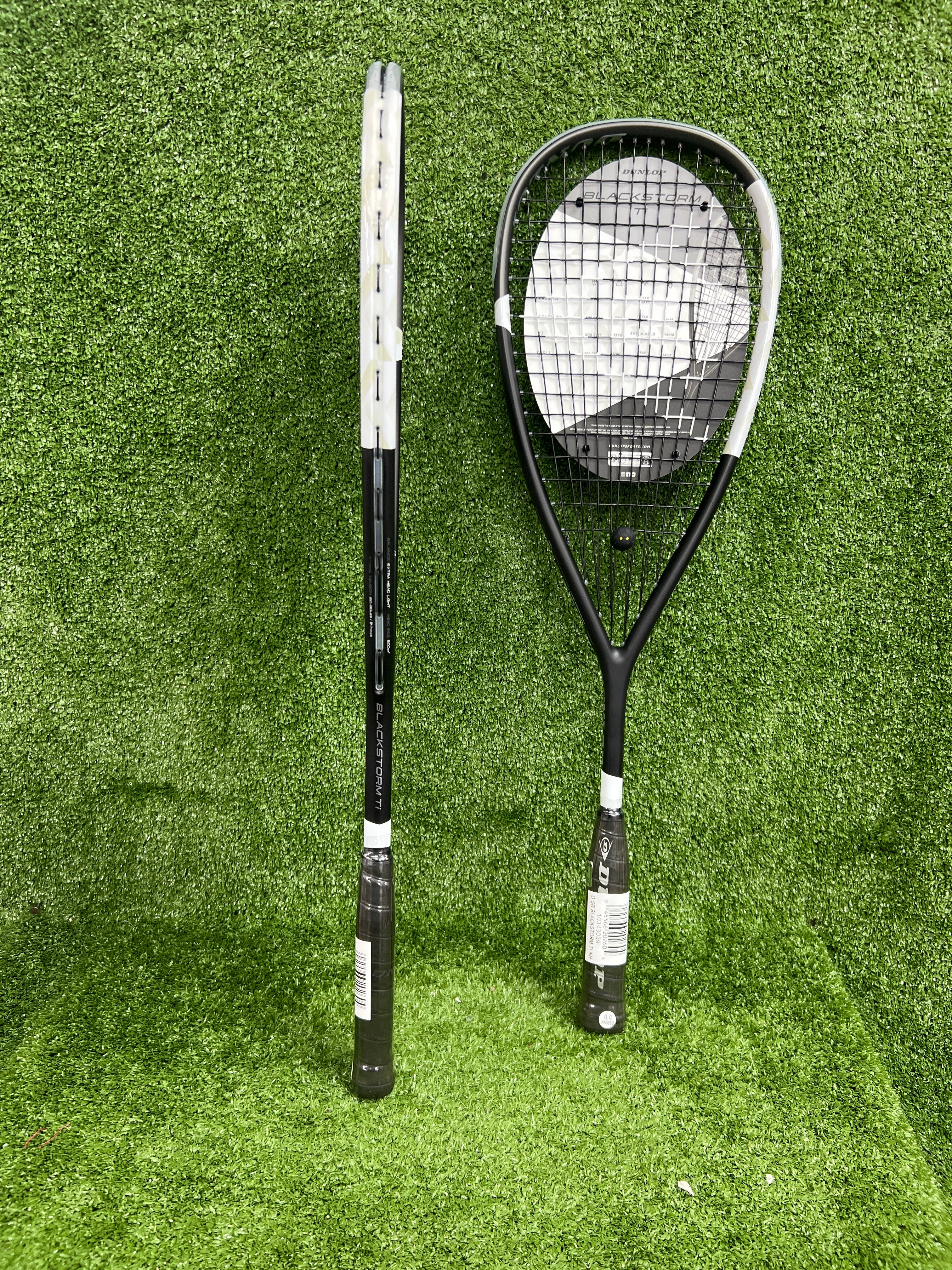 Dunlop 23 SQR Blackstorm TI Squash Racket