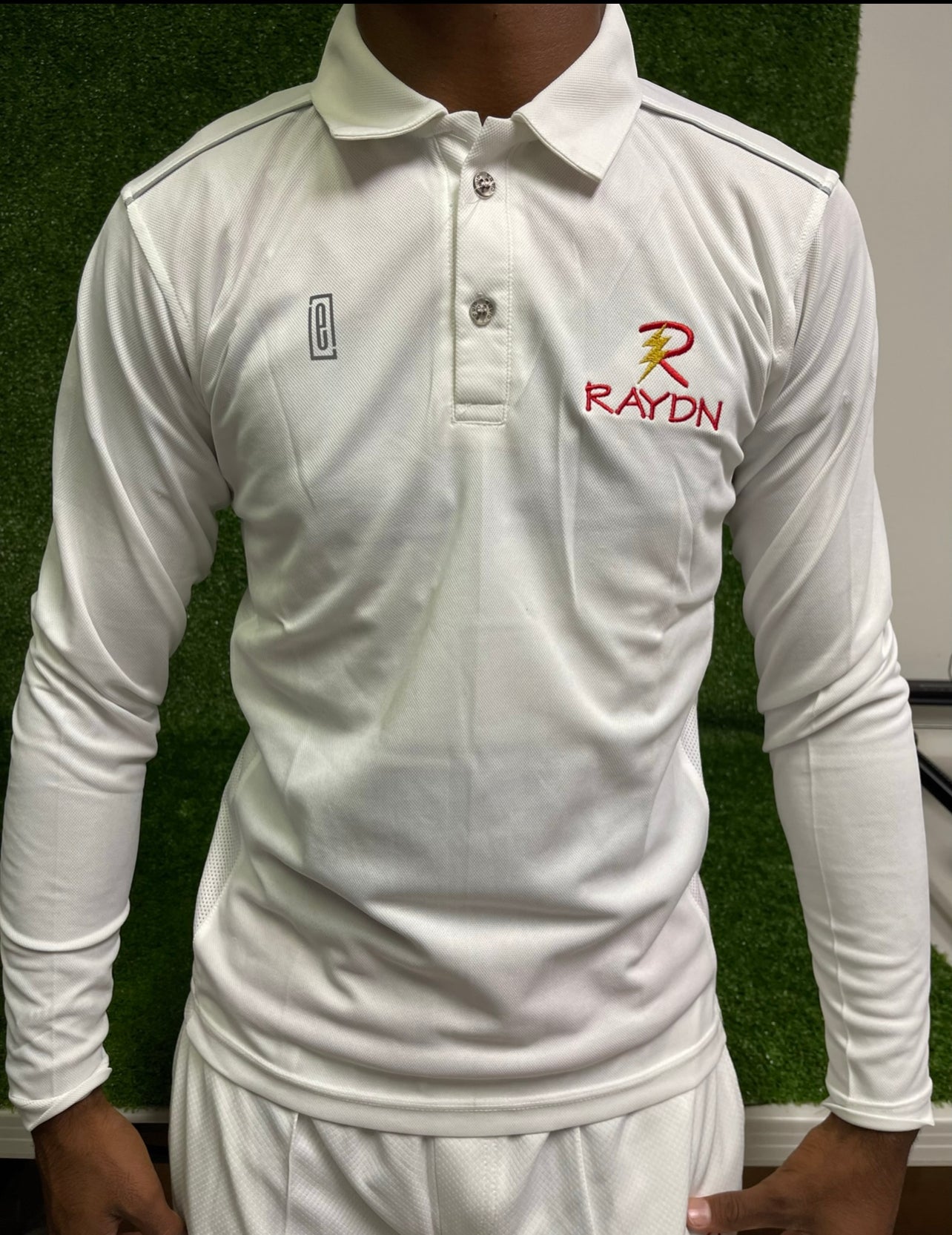 Raydn Cricket White Full Sleeve Shirt / TShirt