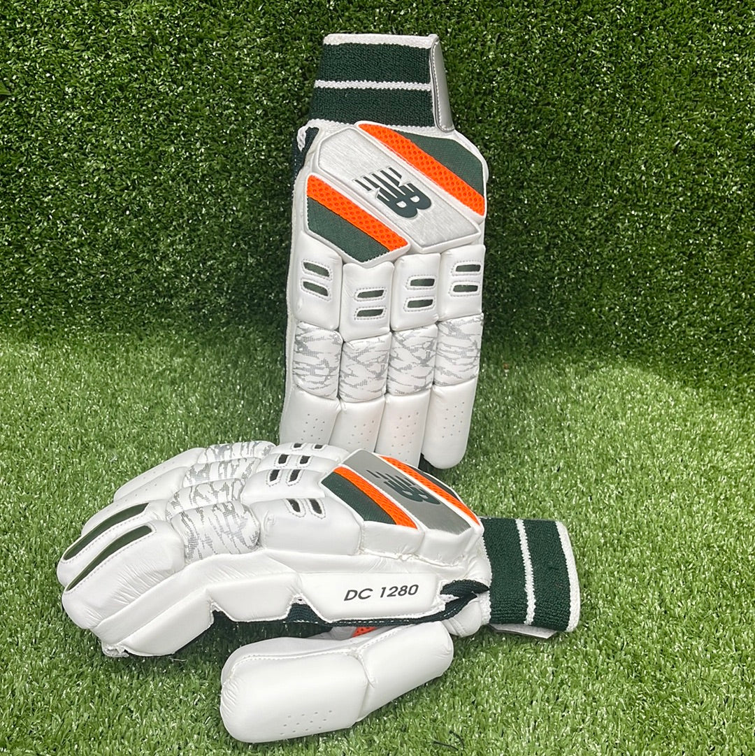 NB DC 1280 Adult Cricket Batting Gloves