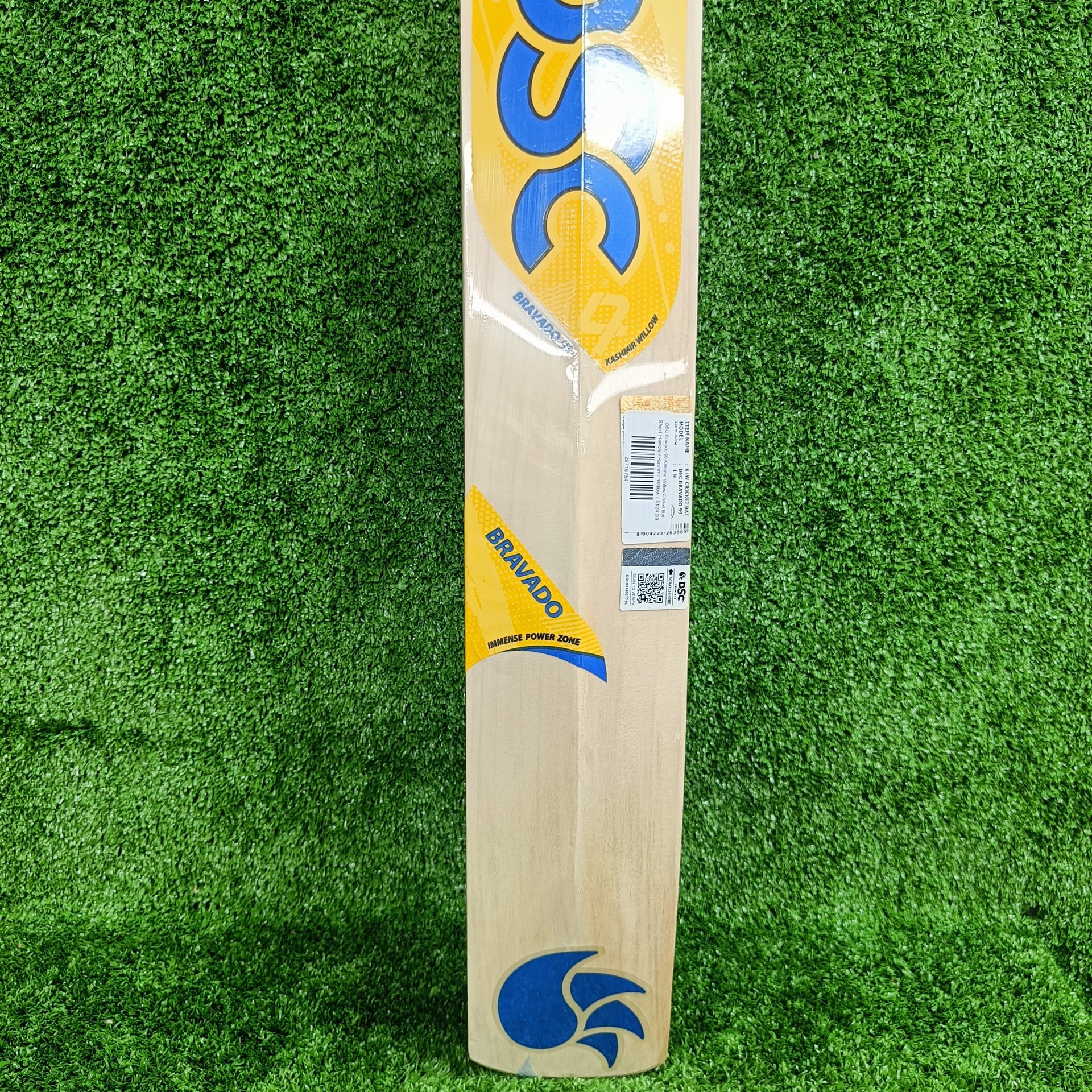 DSC Bravado 99 Kashmir Willow Cricket Bat