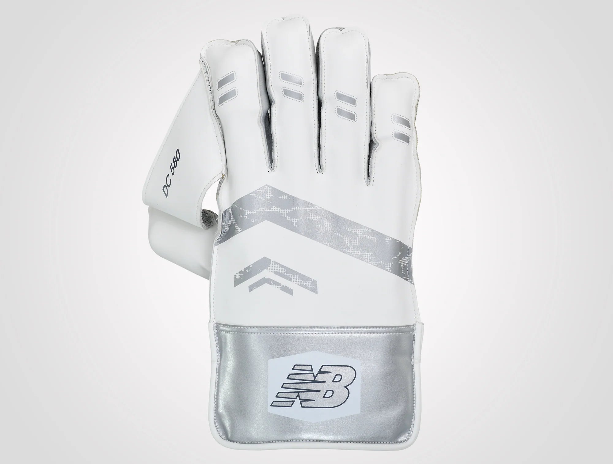 NB DC 580 Junior / Youth Cricket Wicket Keeping Gloves