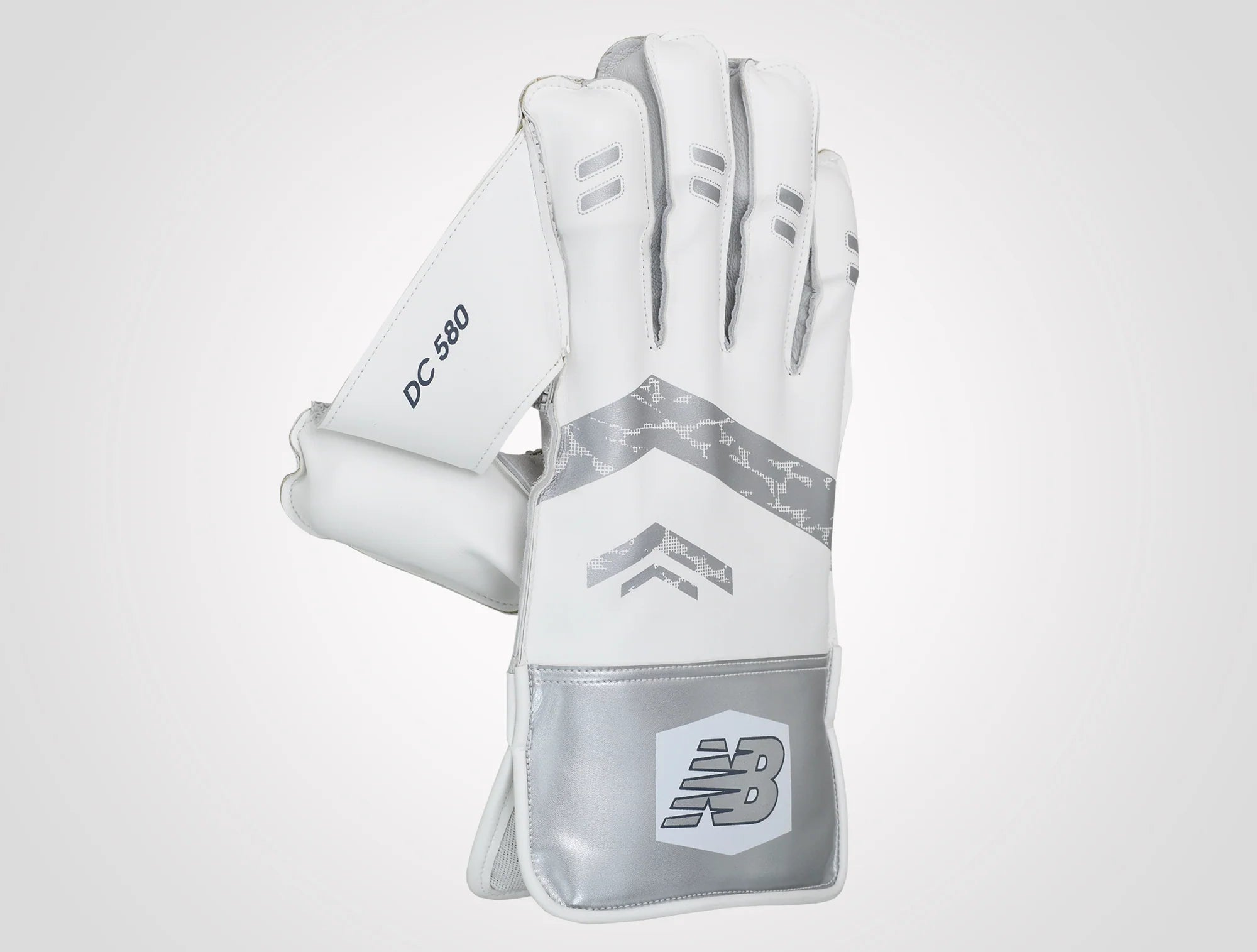 NB DC 580 Junior / Youth Cricket Wicket Keeping Gloves