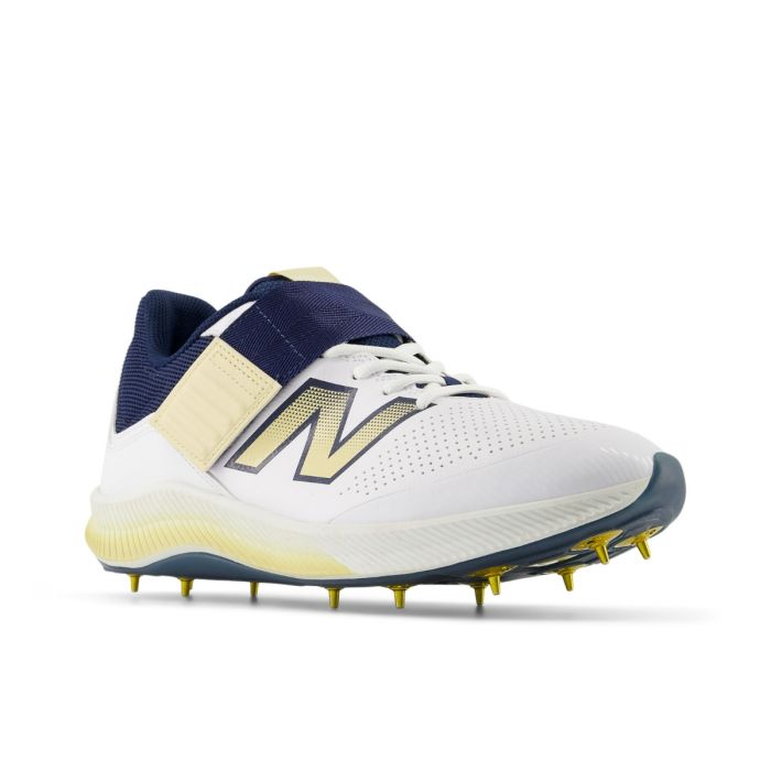 New Balance CK4040-N6 Metal Spike Cricket Shoes