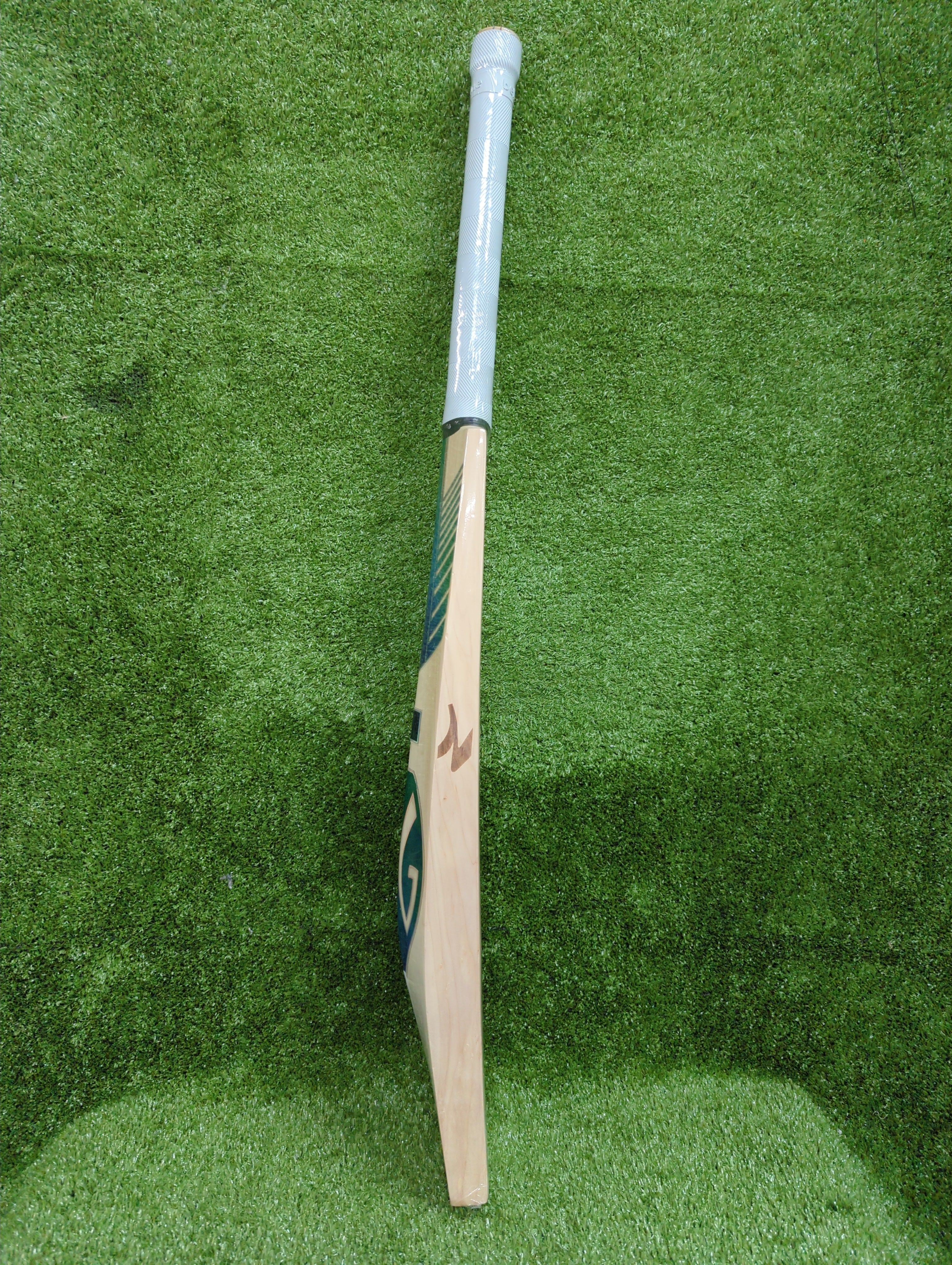 SG Triple Crown Ultimate English Willow Cricket Bat SG