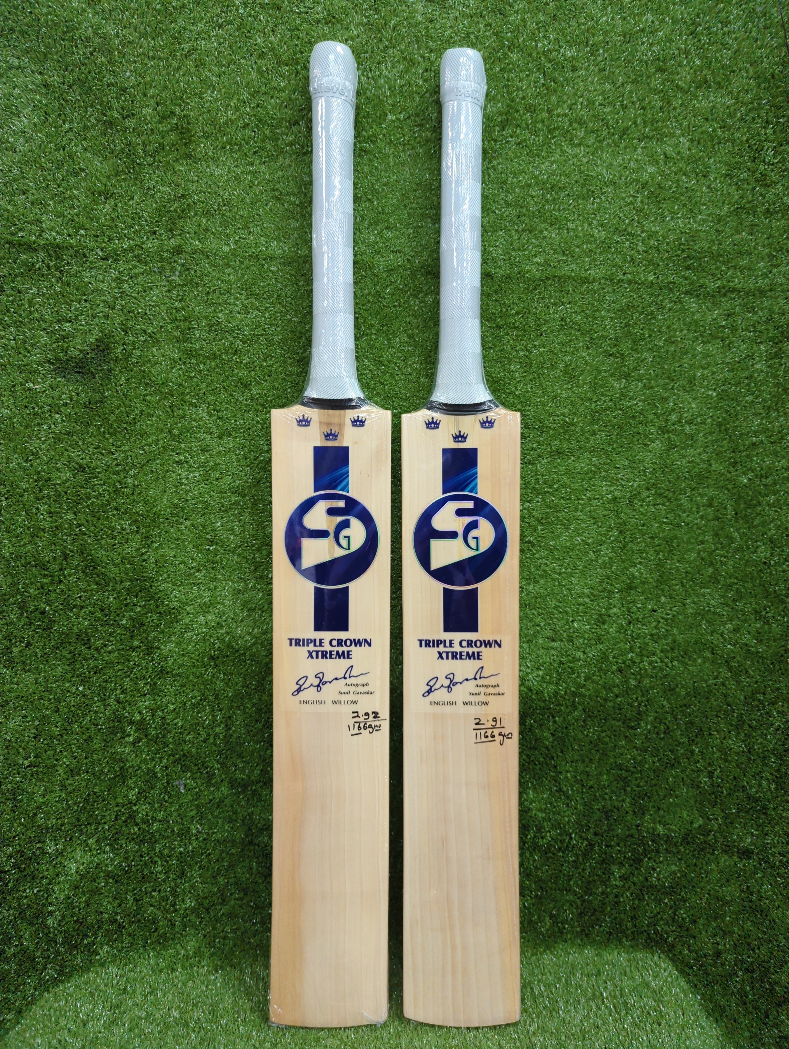 SG Triple Crown Xtreme Cricket Bat SG