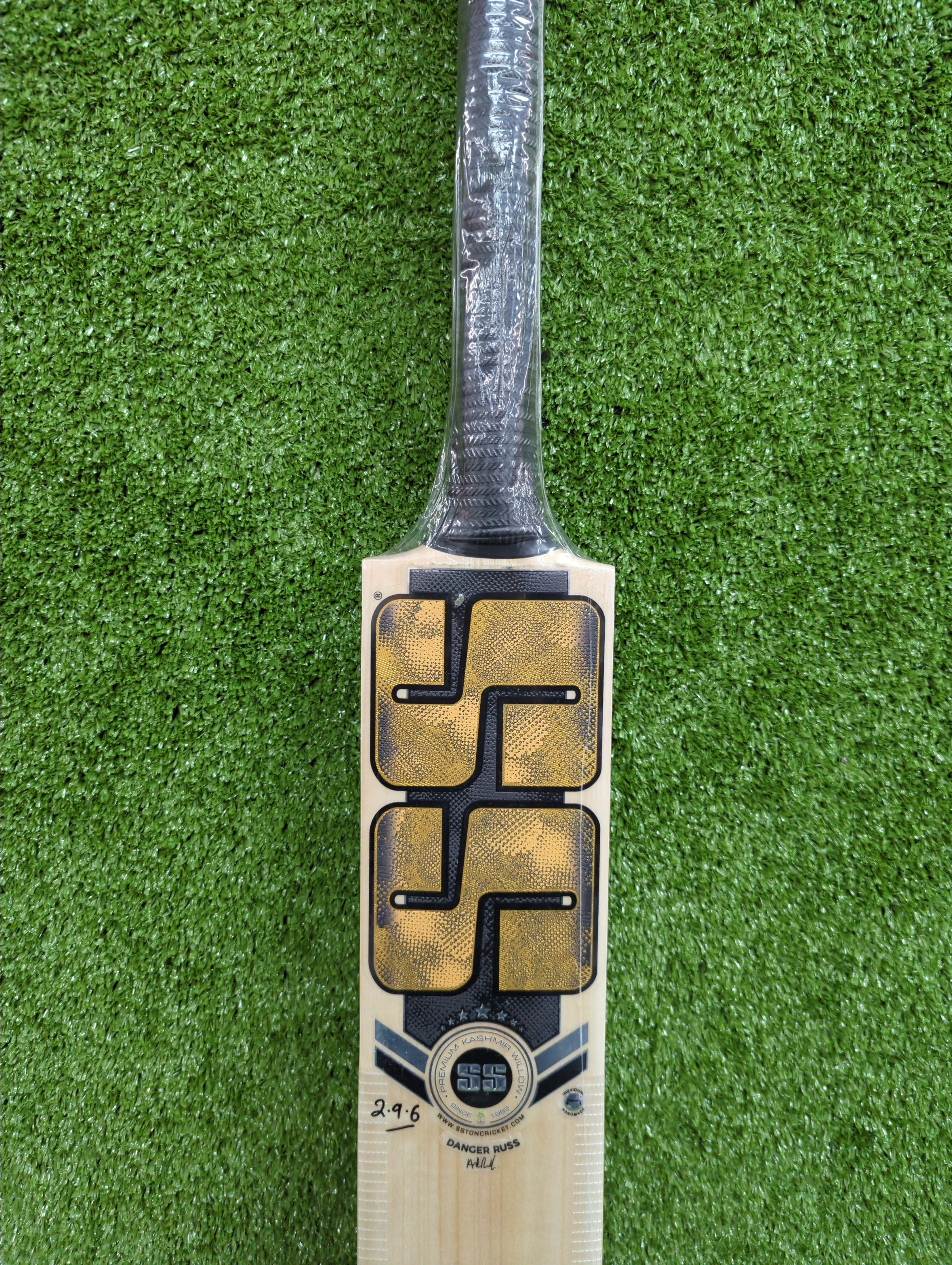 SS DRE RUSS (Andre Russell) Super Premium Kashmir Willow Cricket Bat