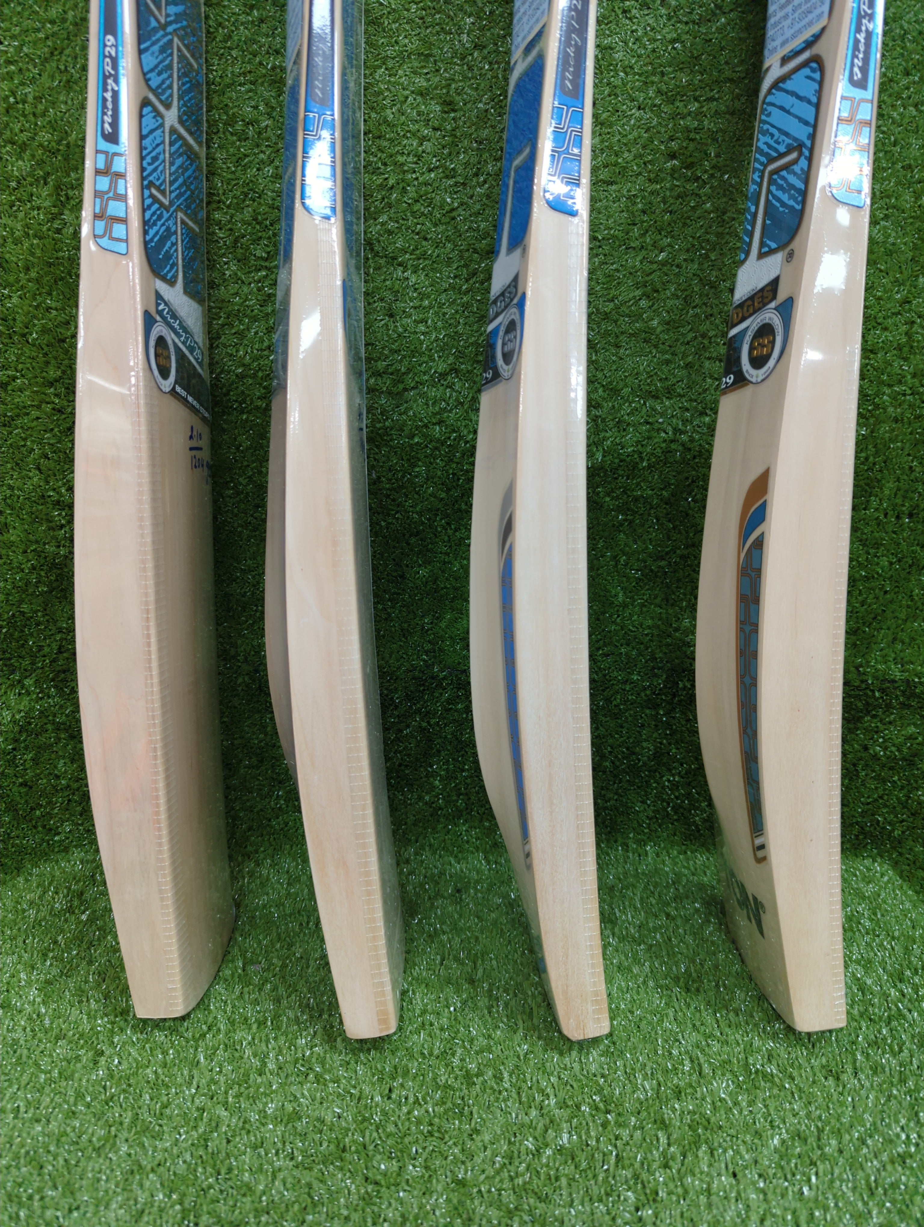 SS Nicky P29 Kashmir Willow Bat - Short Handle by SS - close-up detail - TopCricketStore