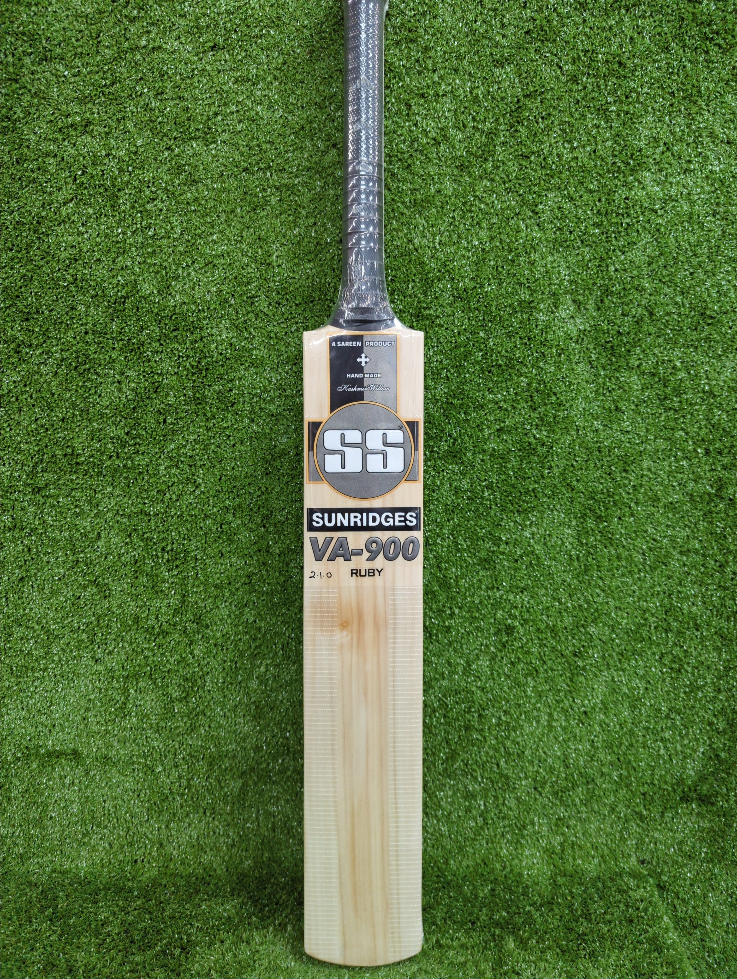 SS VA-900 Ruby Kashmir Willow Cricket Bat