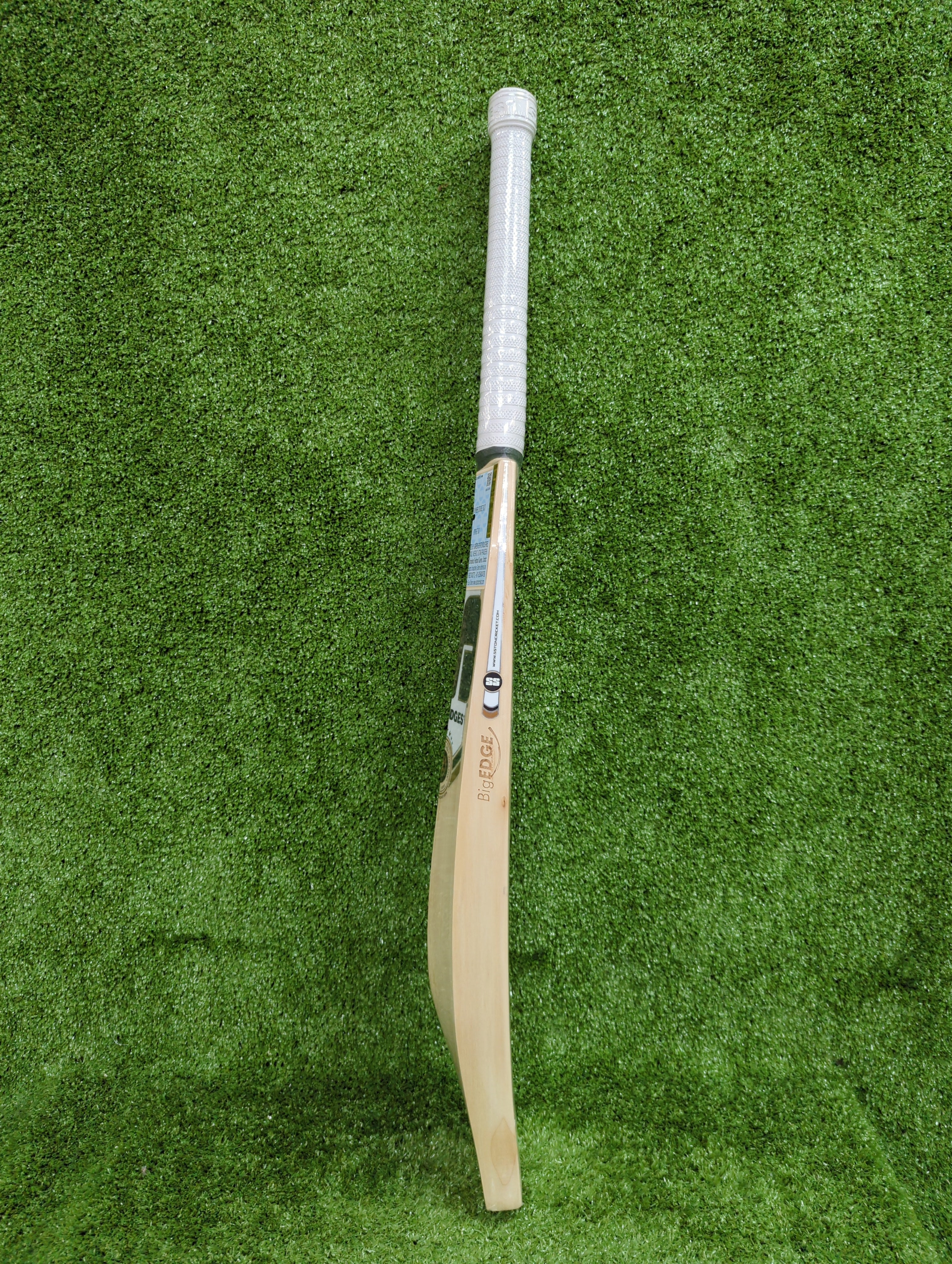 SS Player 3000 English Willow Cricket Bat (Yellow Sticker)