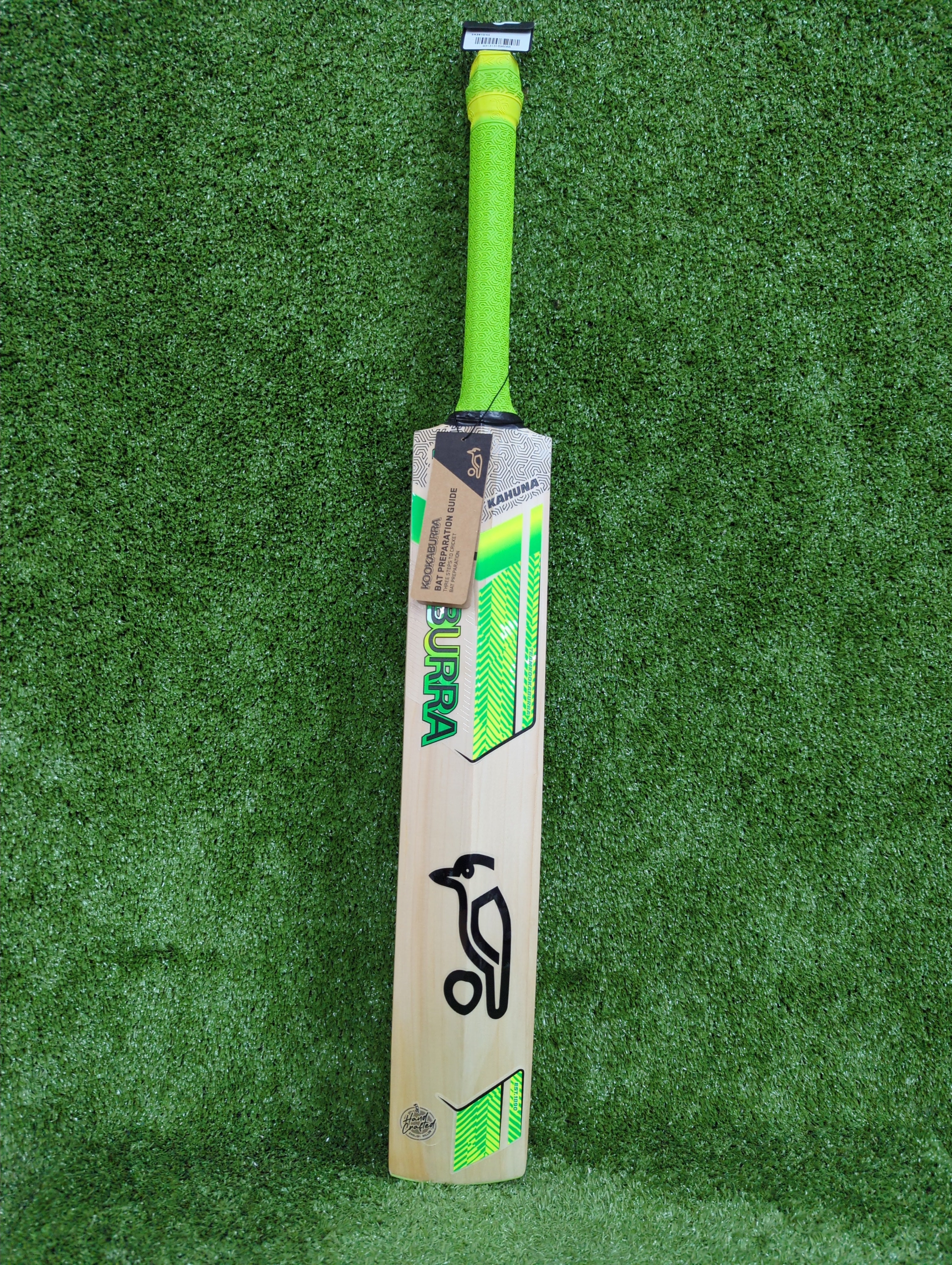 Kookaburra Kahuna Pro 1.1 Players Select Edition Junior / Youth English Willow Cricket Bat by Kookaburra - packaging view - T